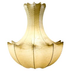 Chandeliers and Pendants