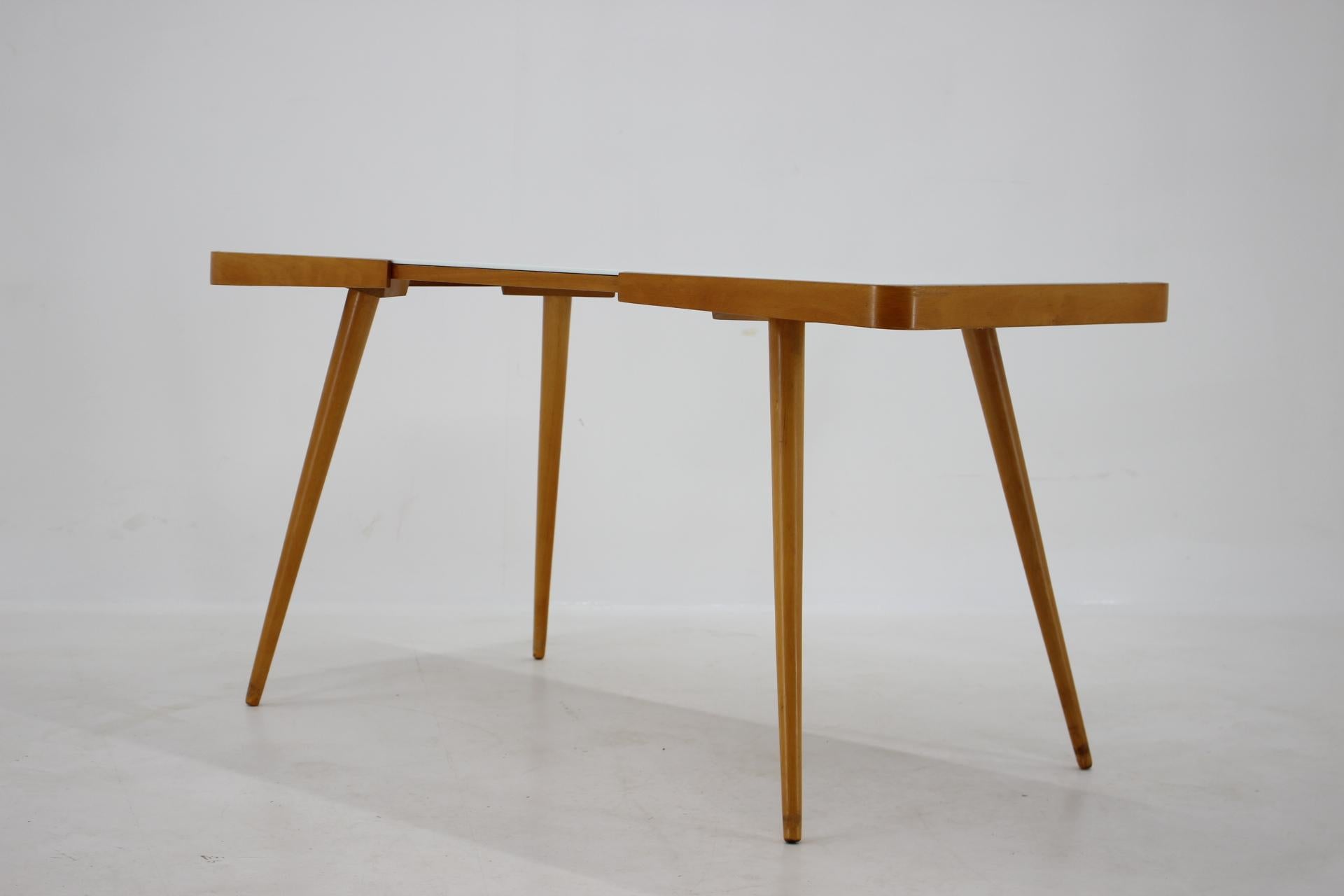 Midcentury Coffee Table Designed by Mirosval Navrátil, 1960s In Good Condition In Praha, CZ