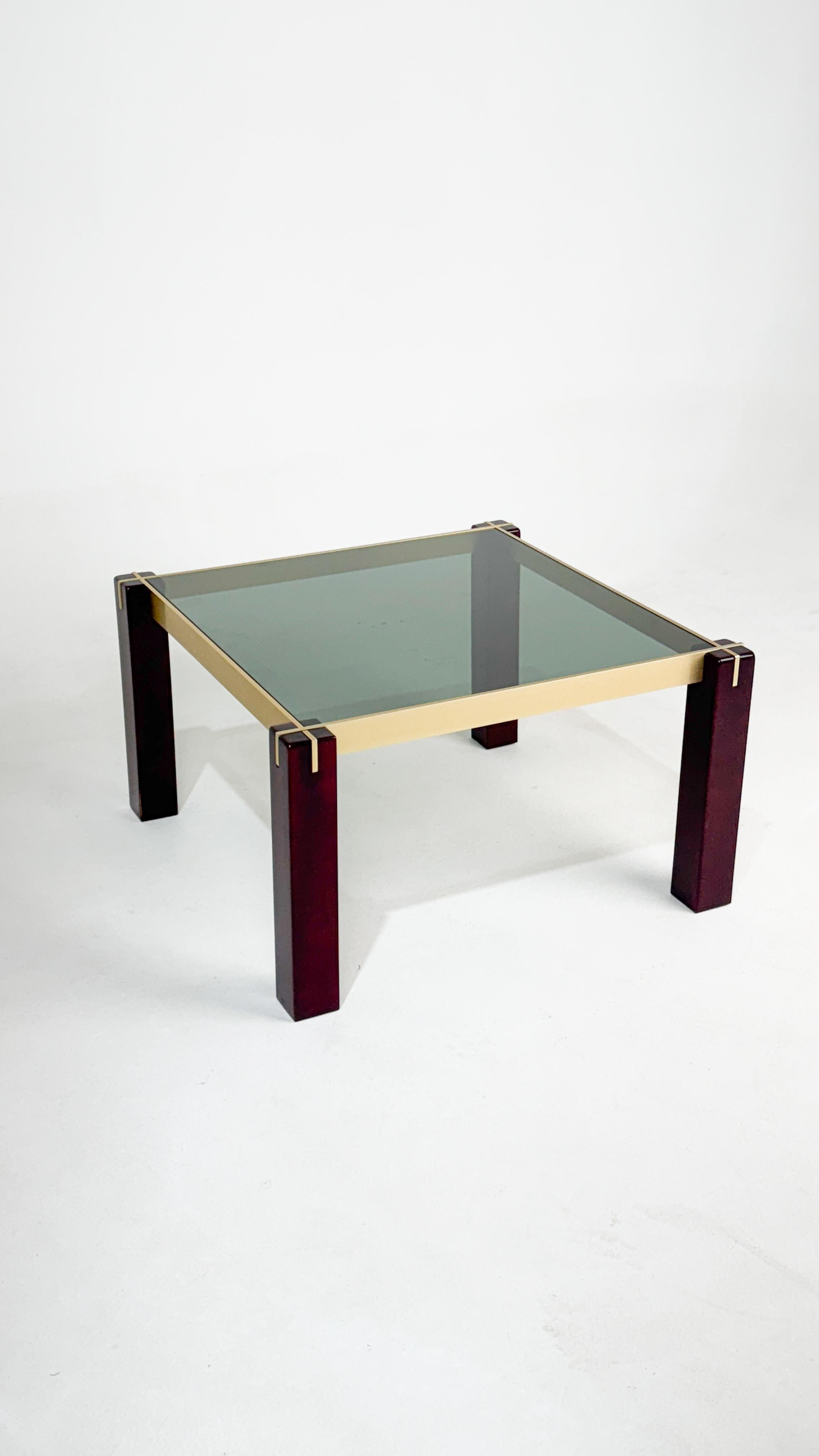 Laiton Table basse du milieu du siècle, Italie circa 60s en vente