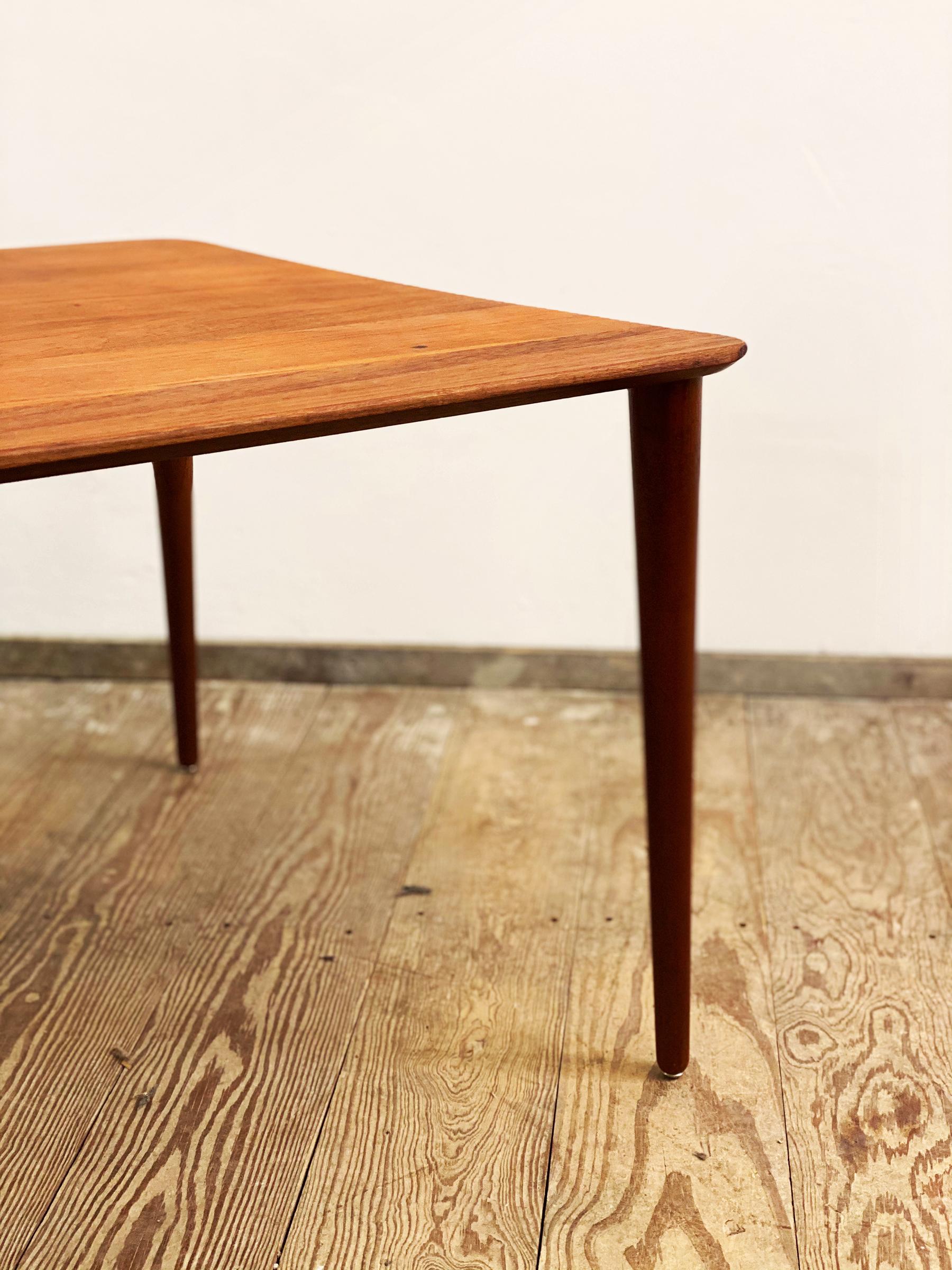Danish Mid-Century Coffee or Sofa Table, Peter Hvidt for France and Son, Denmark, 1950s For Sale