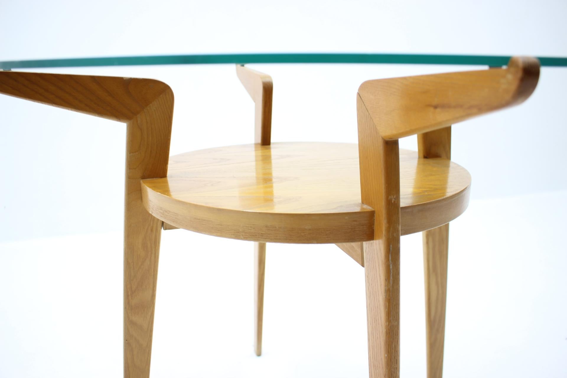 Table basse du milieu du siècle dernier, années 1960 Bon état - En vente à Praha, CZ