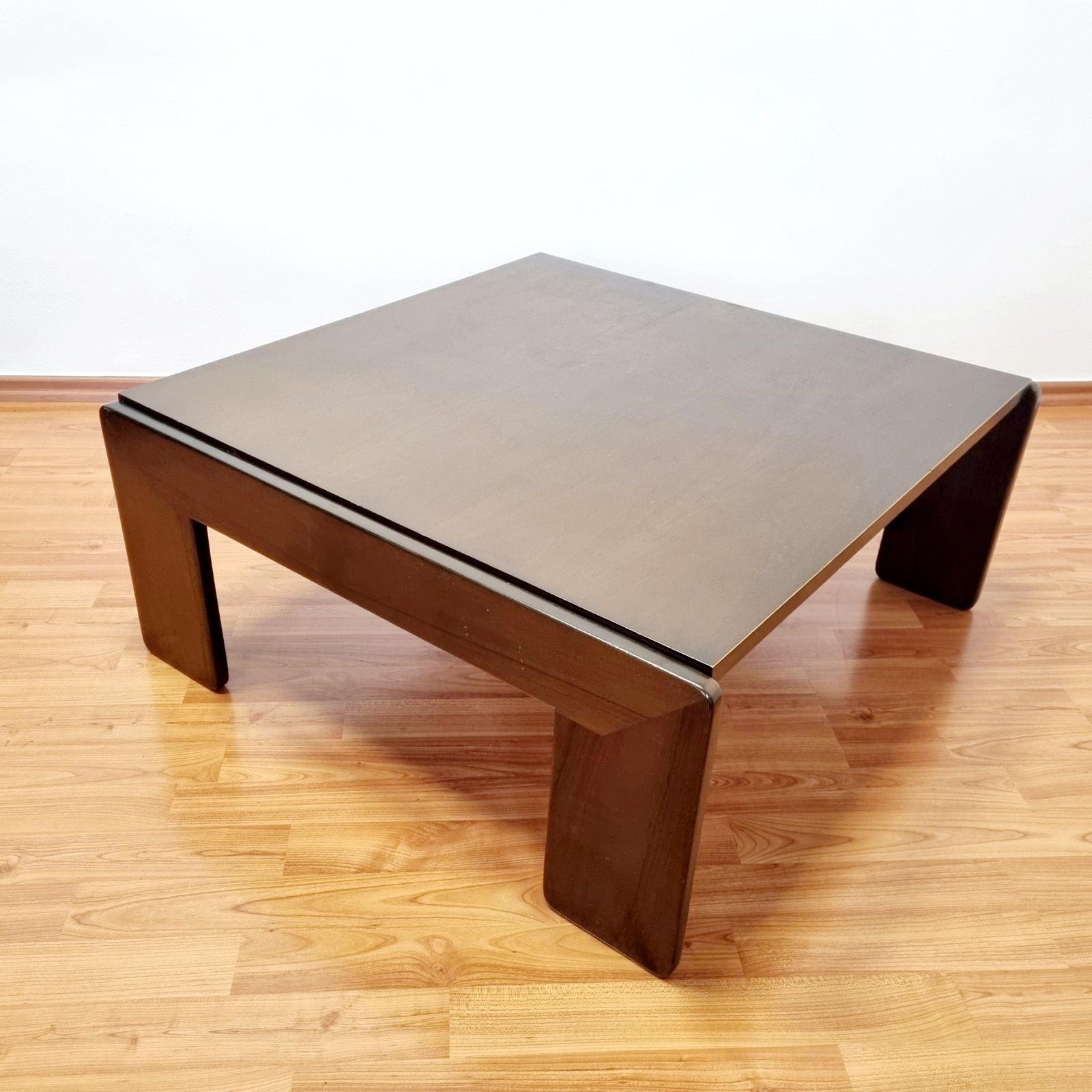 Table basse Bastiano par Tobia & Afra Scarpa pour Gavina, Italie, années 60 Bon état - En vente à Lucija, SI