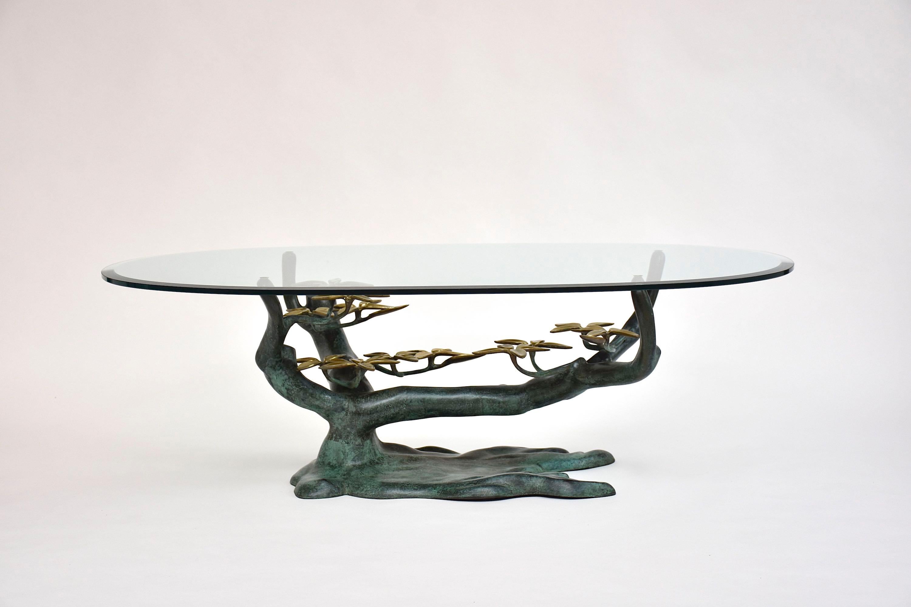 Gilt Mid-century coffee table 'Bonsai' by Willy Daro For Sale