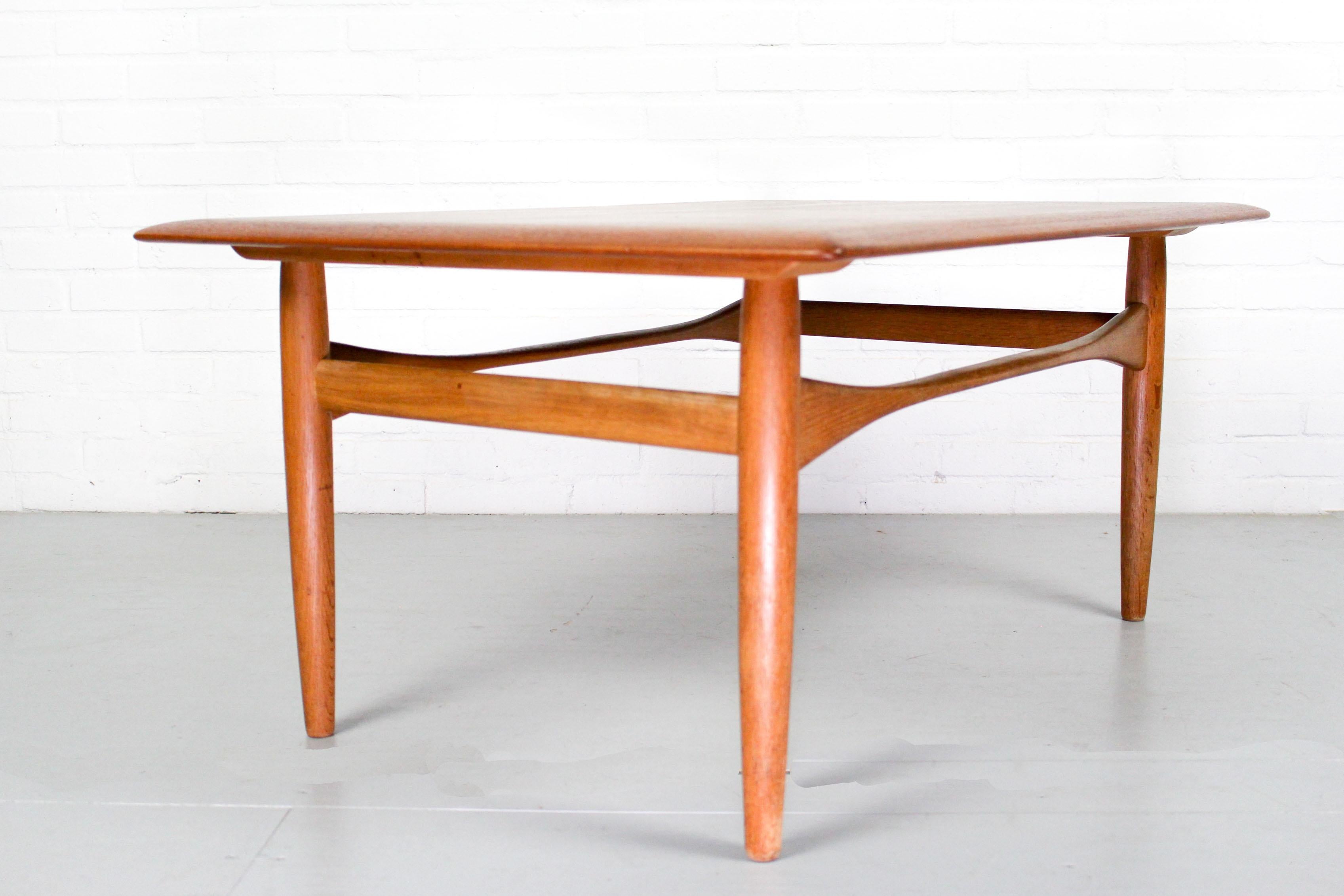 Midcentury Coffee Table by Aksel Bender Madsen for Bovenkamp, 1960s In Good Condition In Appeltern, Gelderland