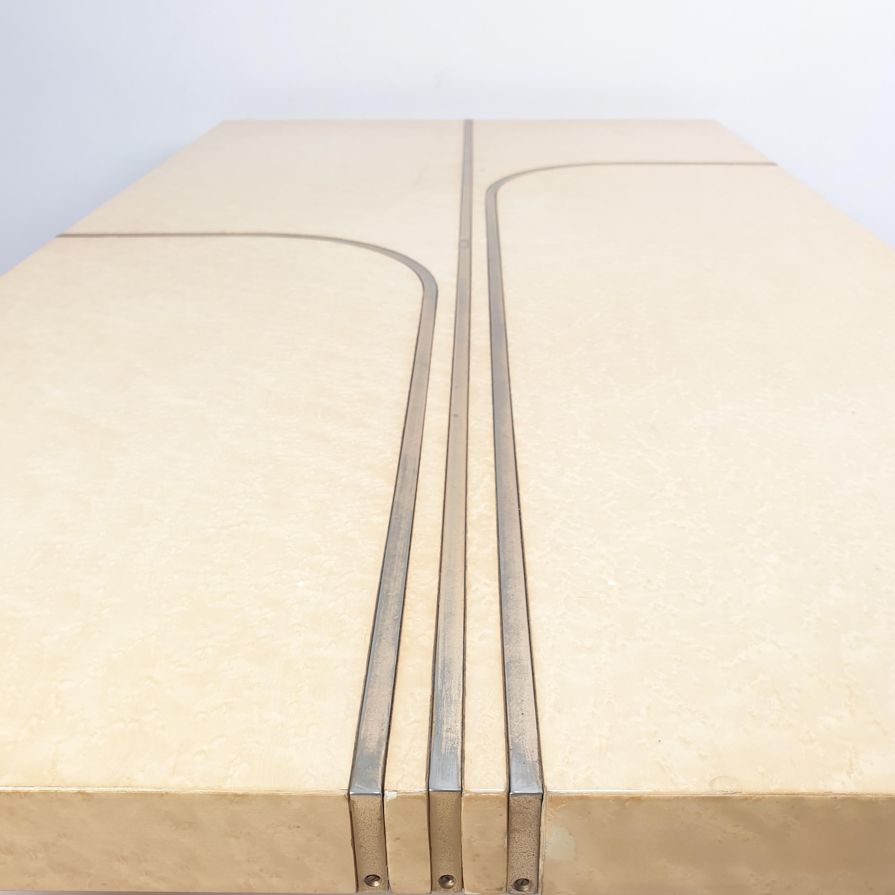 Table basse du milieu du siècle dernier d'Alain Delon pour Maison Jansen, 1 en vente 7