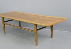 Table basse du milieu du siècle par Baumritter:: circa 1950s