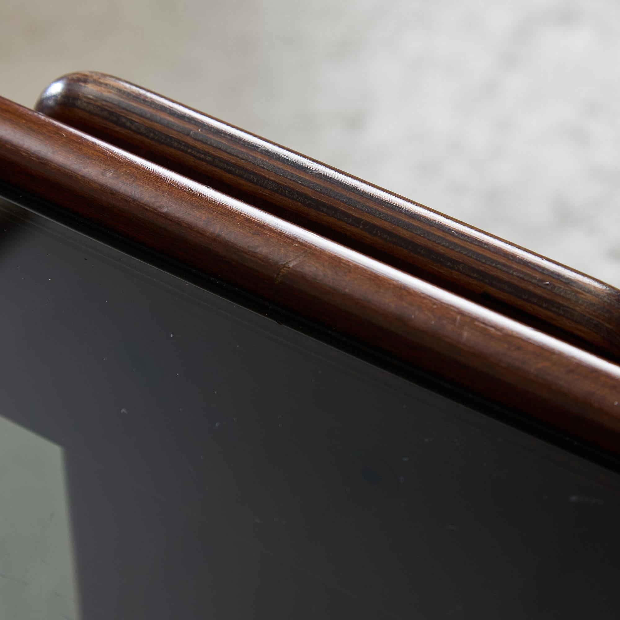 Table basse du milieu du siècle dernier de Gianfranco Frattini pour Cassina, années 1960 en vente 5