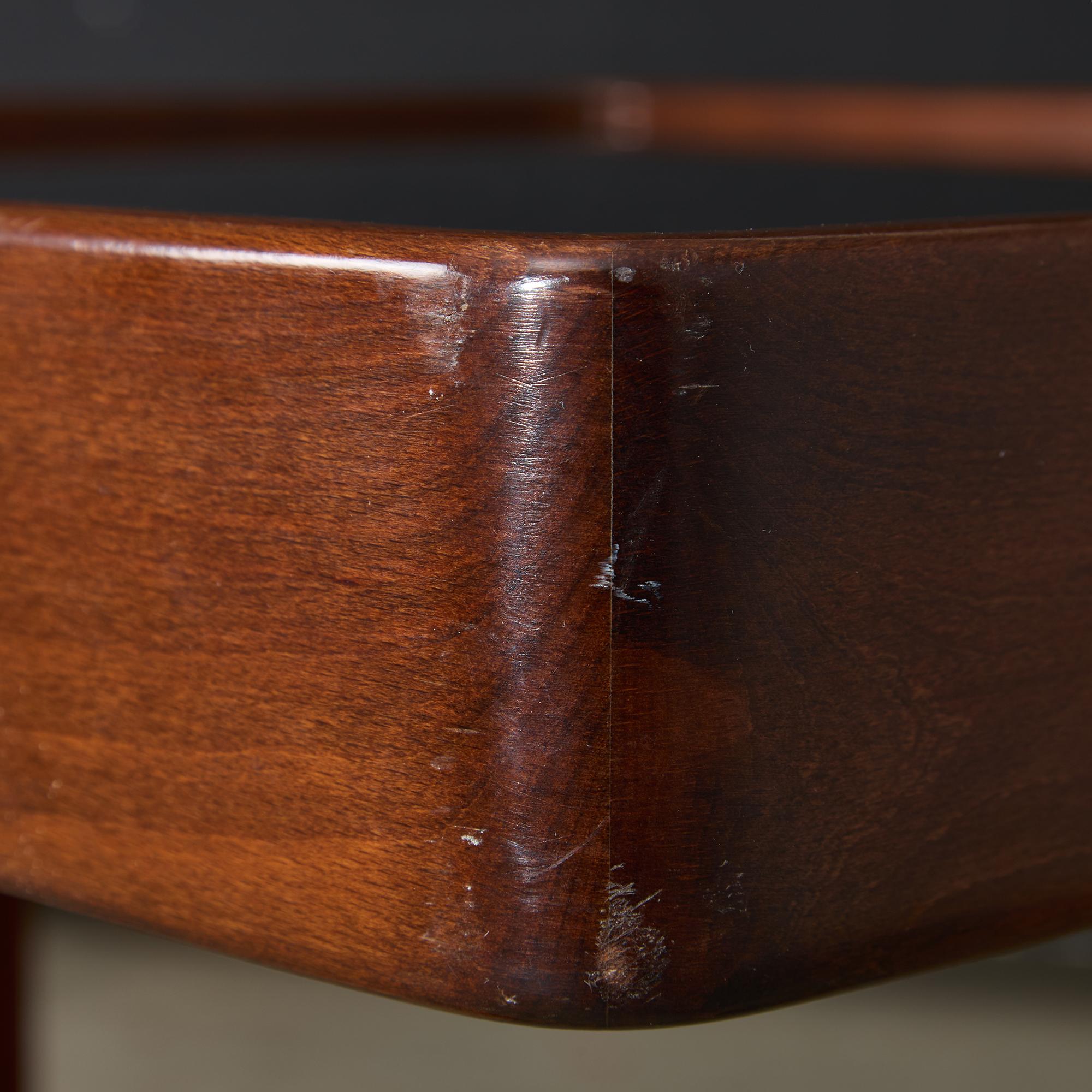 Table basse du milieu du siècle dernier de Gianfranco Frattini pour Cassina, années 1960 en vente 10