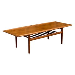 Mesa baja de mediados de siglo de Grete Jalk by Glostrup