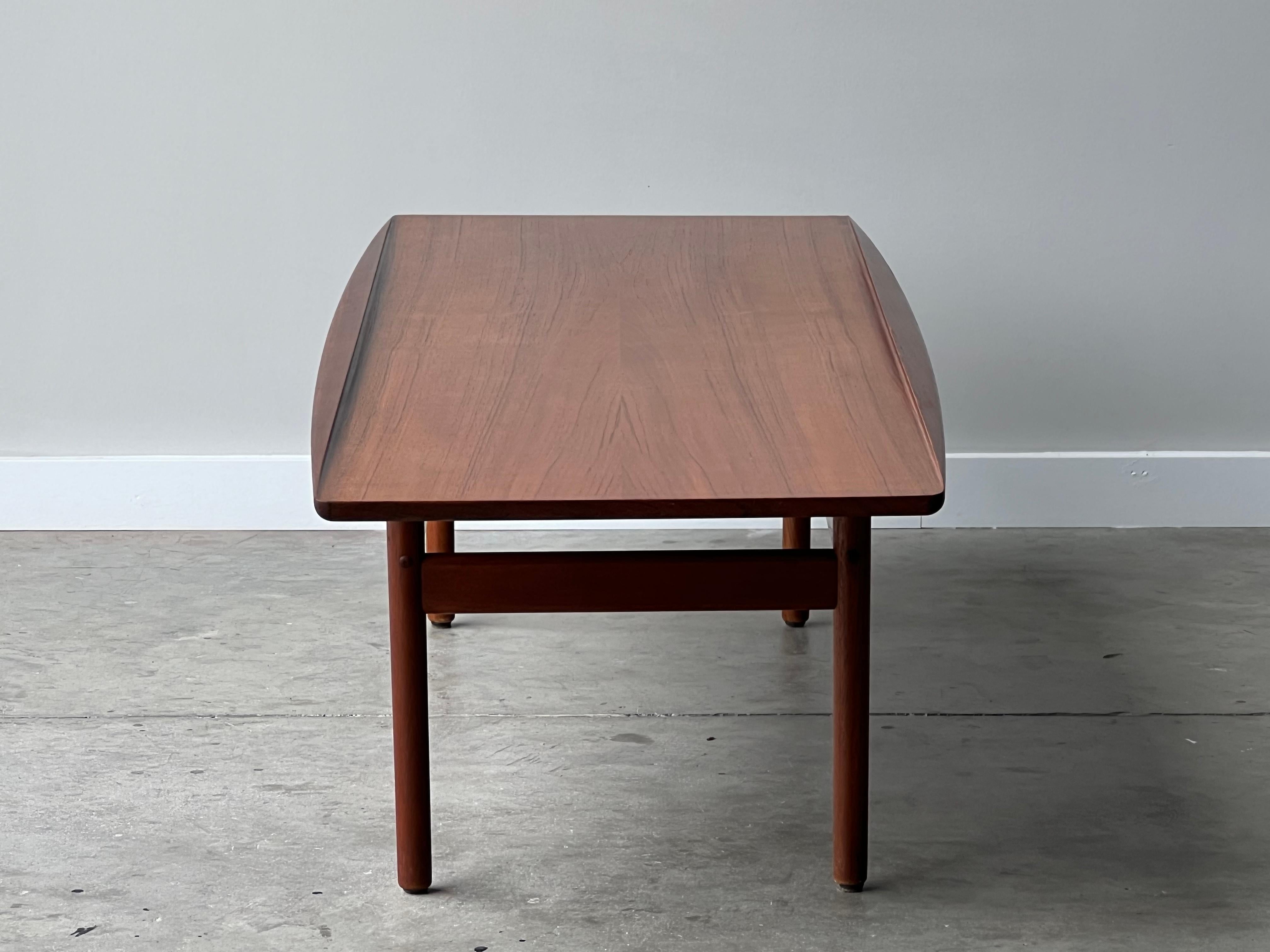Mid-Century Coffee Table by Grete Jalk for France & Son In Good Condition In Raleigh, NC
