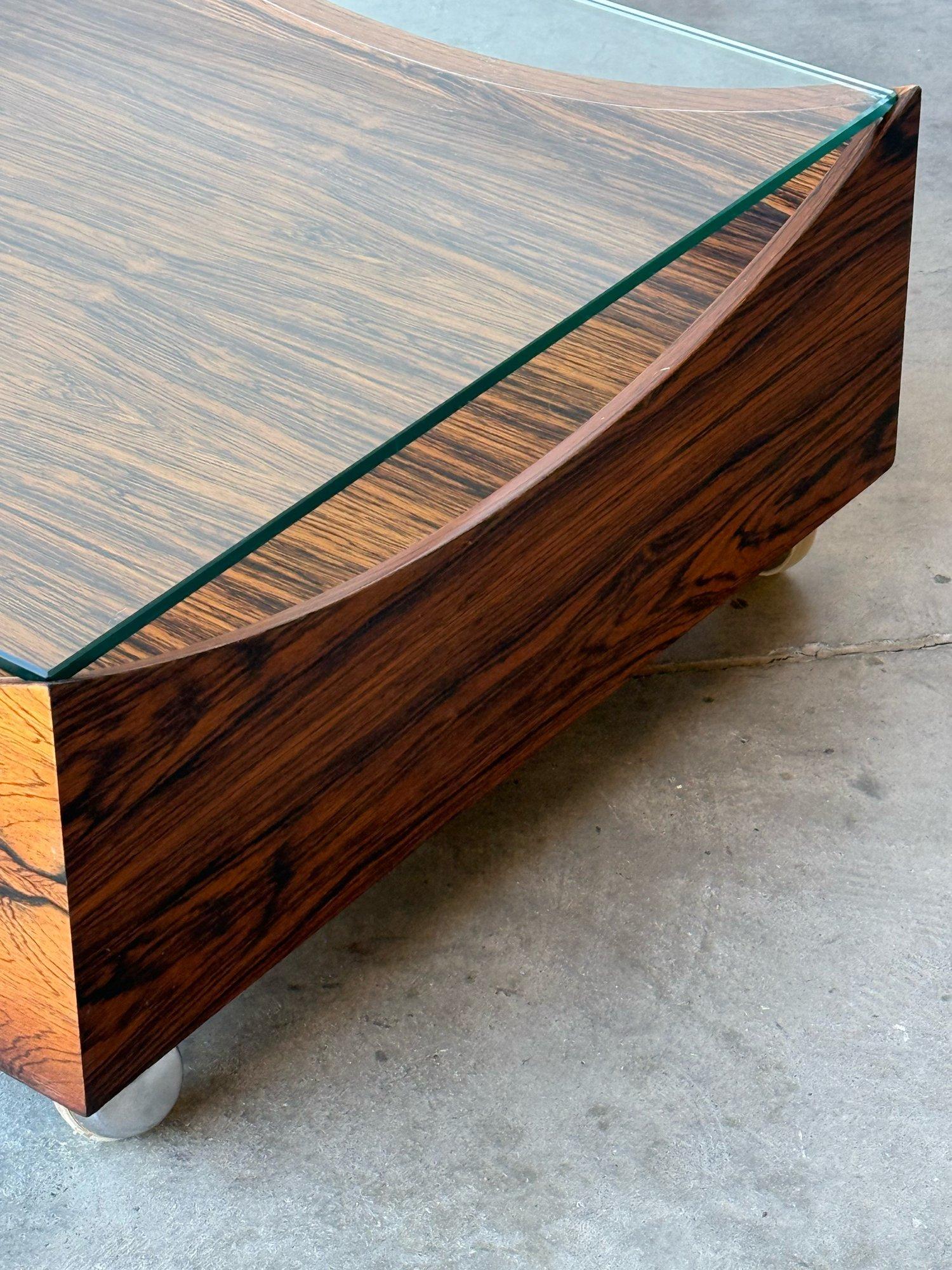 Table basse du milieu du siècle par Henry Walter Klein pour Bramin 2