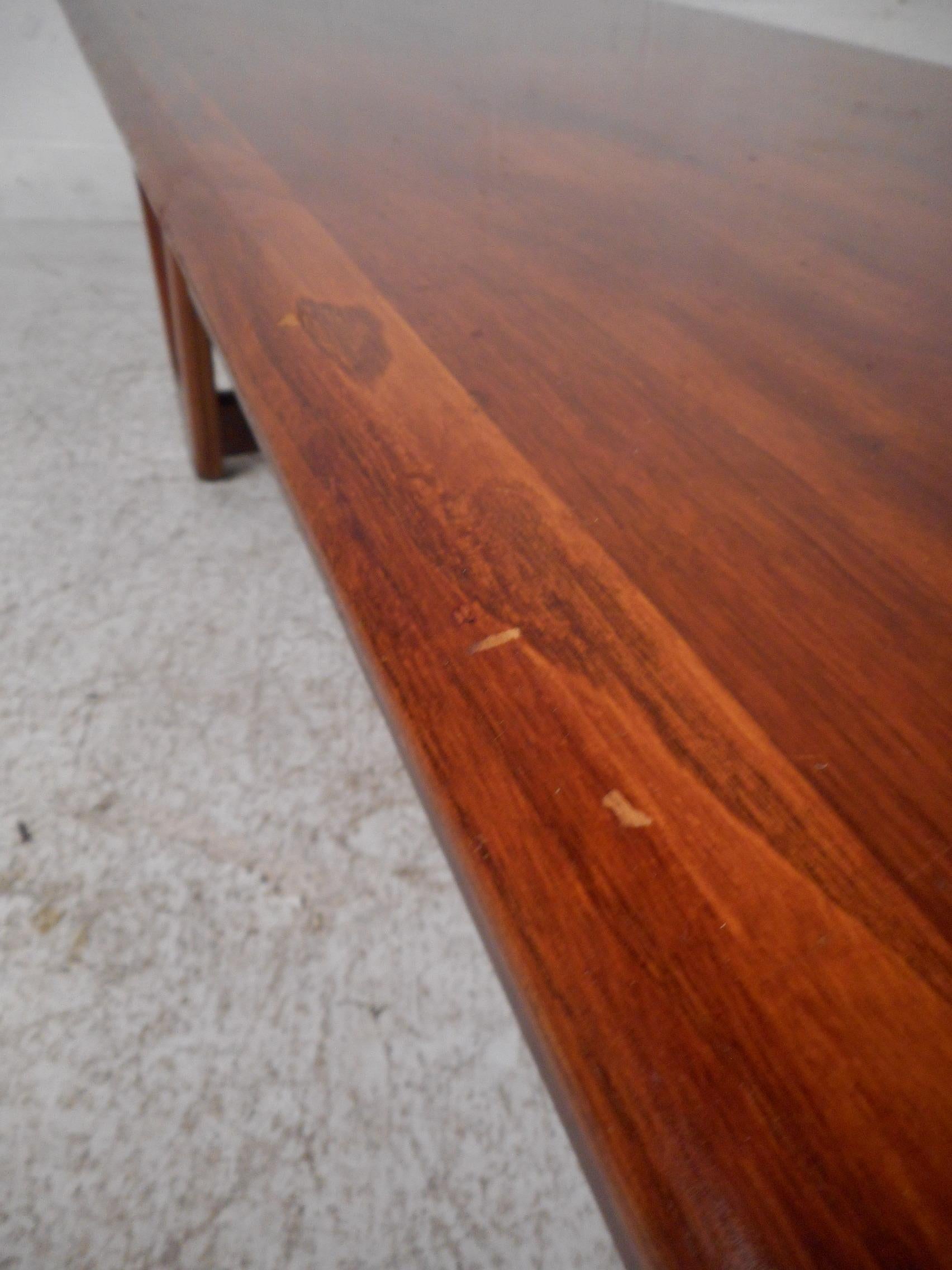 Midcentury Coffee Table by Lane Furniture 7