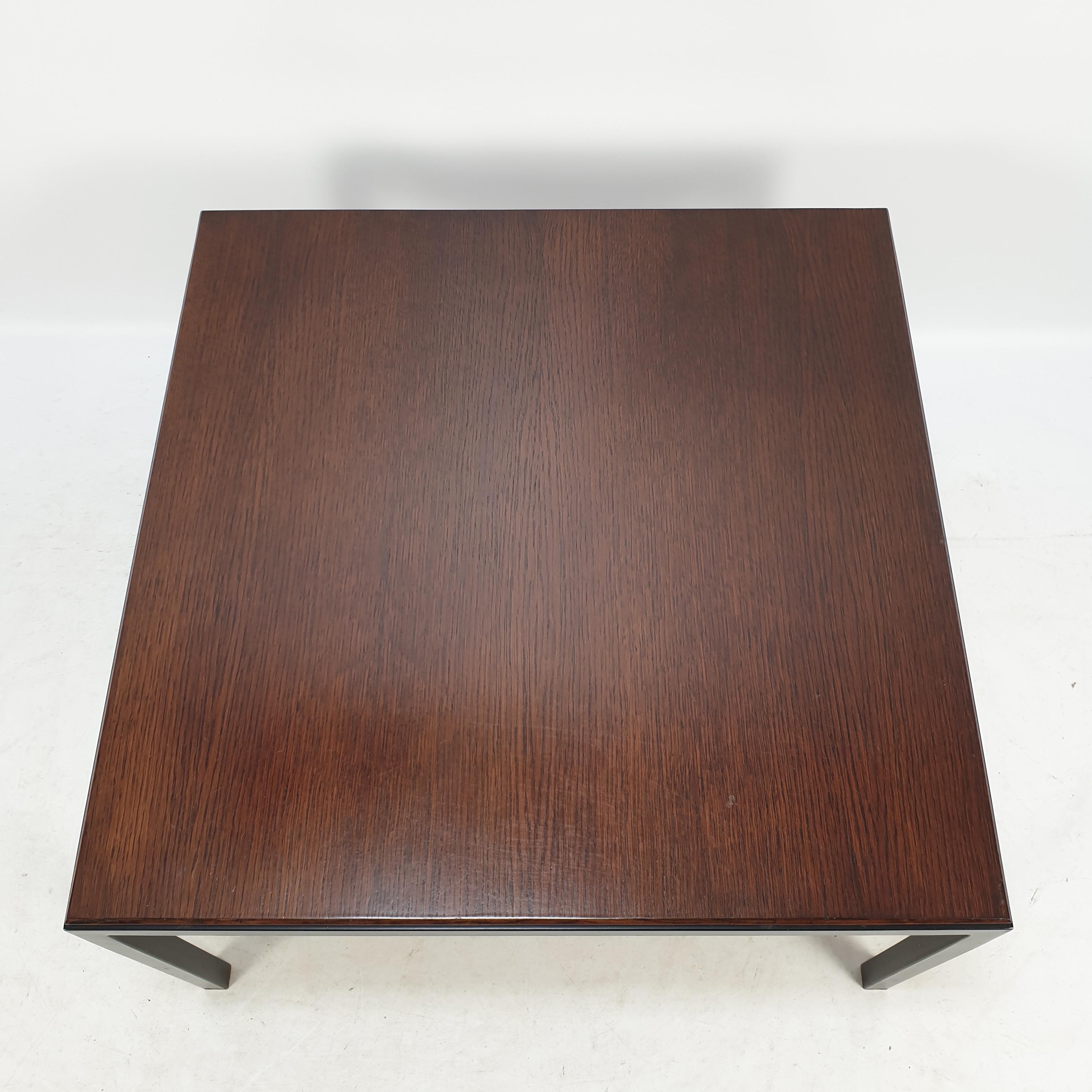 Mid-Century Coffee Table by Osvaldo Borsani for Tecno, 1960s In Good Condition In Oud Beijerland, NL