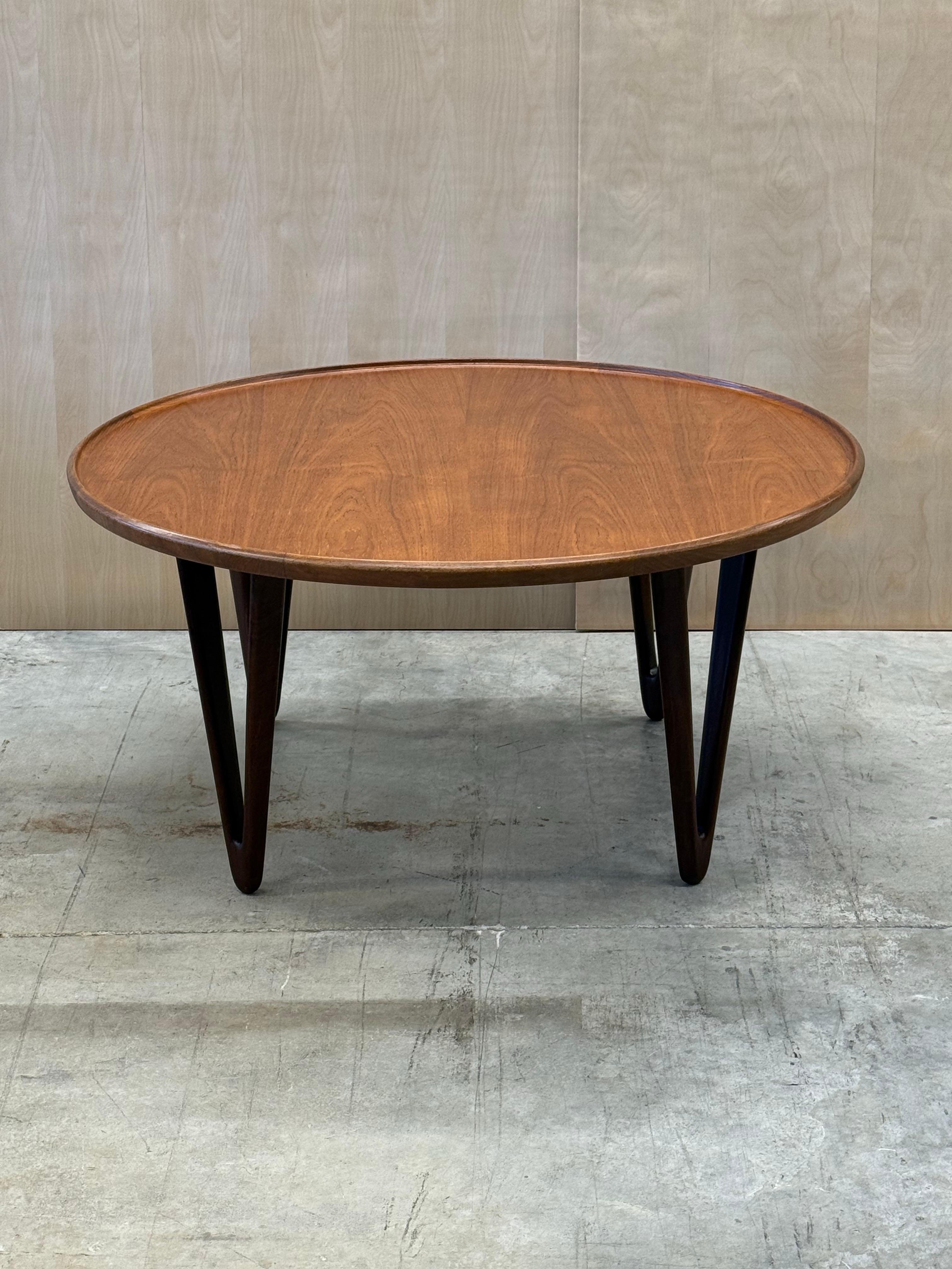 Mid-Century Modern Table basse du milieu du siècle par Tove et Edvard Kindt-Lars en vente
