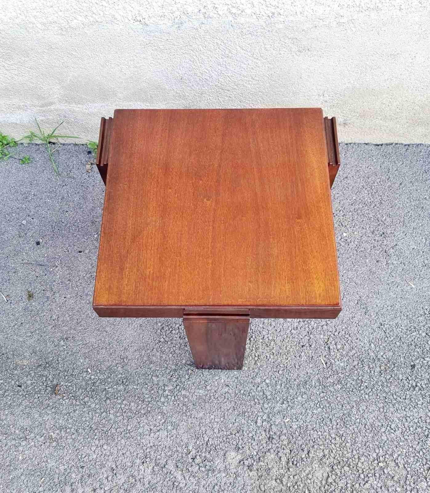 Mid Century Coffee Table Design by Gianfranco Frattini for Cassina, Italy 70s For Sale 3