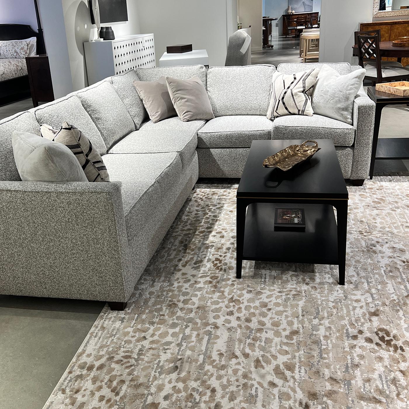 Vietnamien Table basse du milieu du siècle en vente