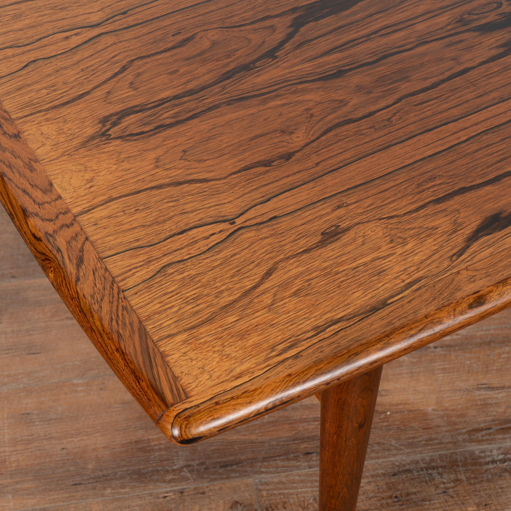 Mid Century Coffee Table from Denmark, circa 1960 For Sale 1