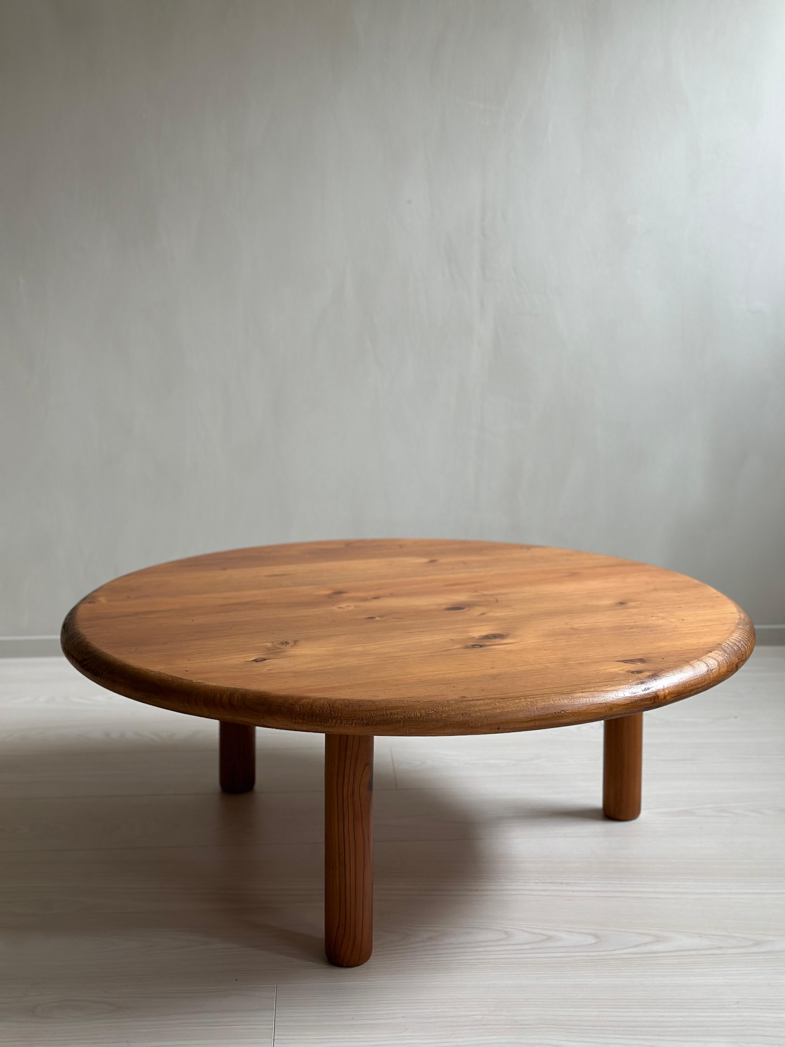 Mid-Century Modern Midcentury Coffee Table in the Manner of Charlotte Perriand, Pine, circa 1960s
