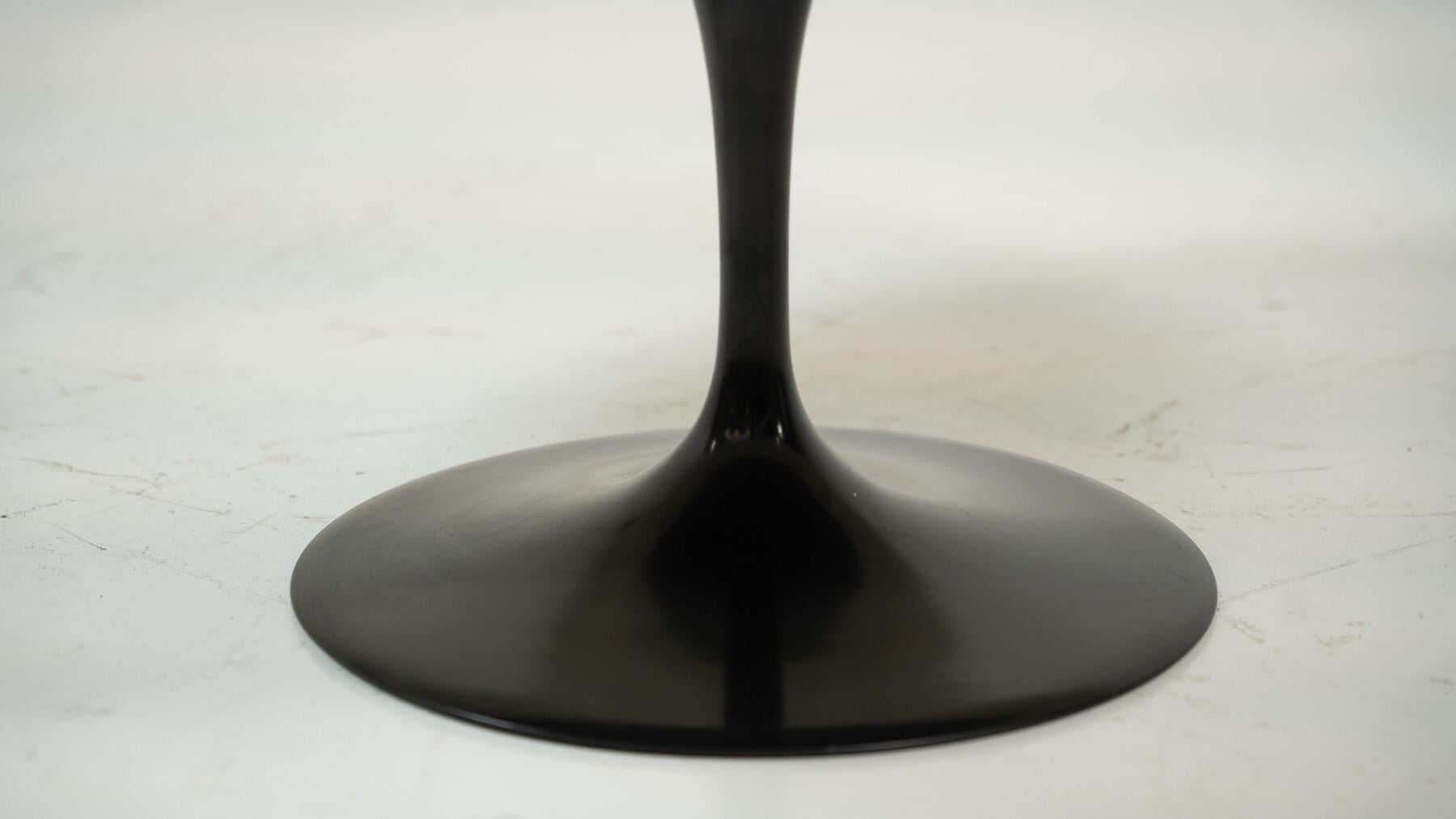 Mid-Century Couchtisch, knoll Style im Zustand „Gut“ in Brussels, BE