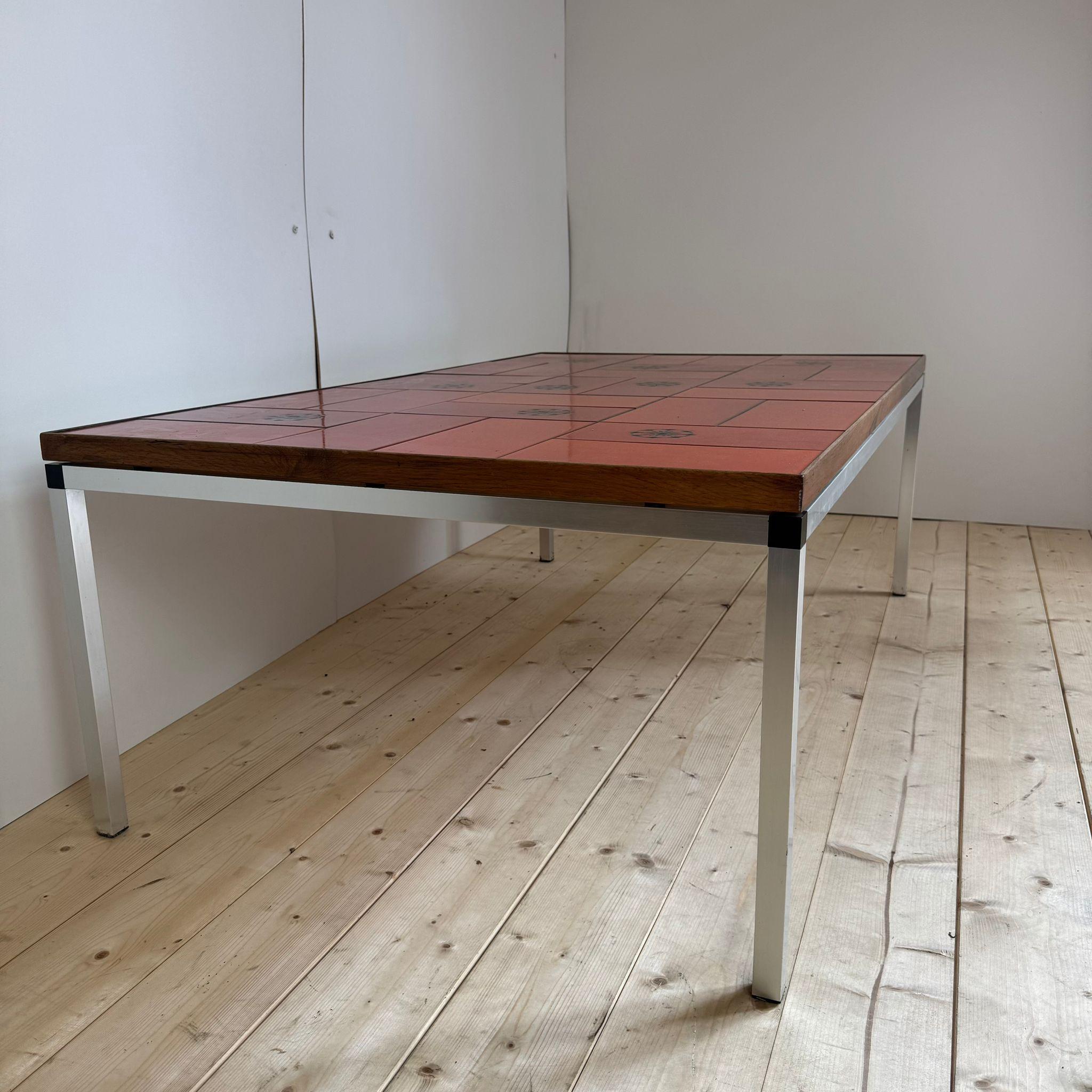 Danish Mid-century coffee table red ceramic, Denmark 1960s in vendita