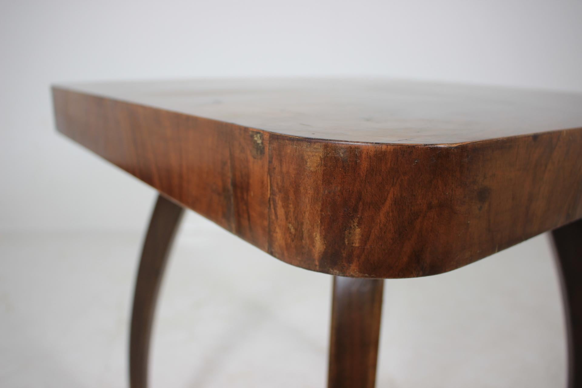 Midcentury Coffee Table, Spider, Design by Jindřich Halabala, 1930s In Good Condition In Praha, CZ