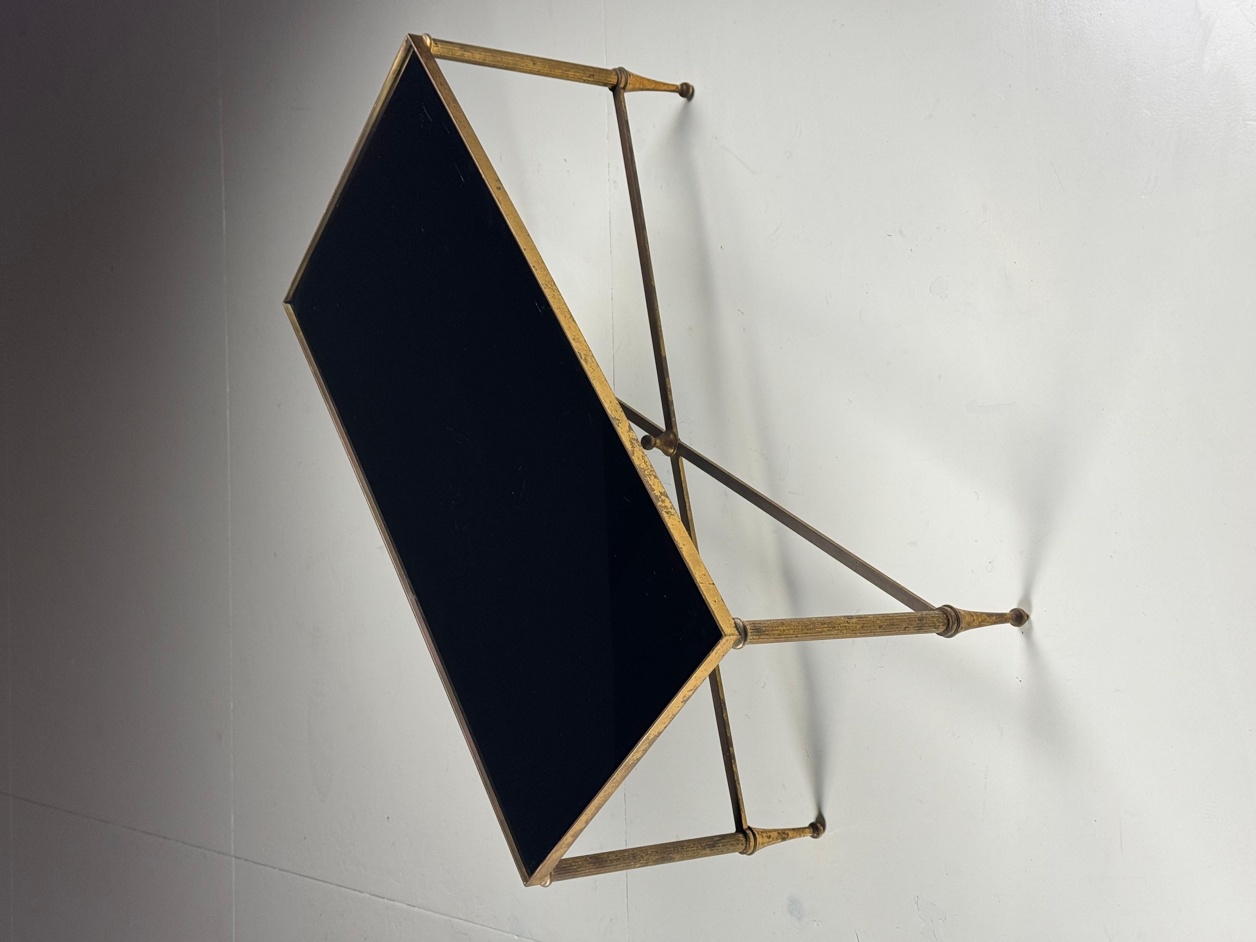 Mid-century coffee table with black glass top en Bueno estado para la venta en MILL, NL