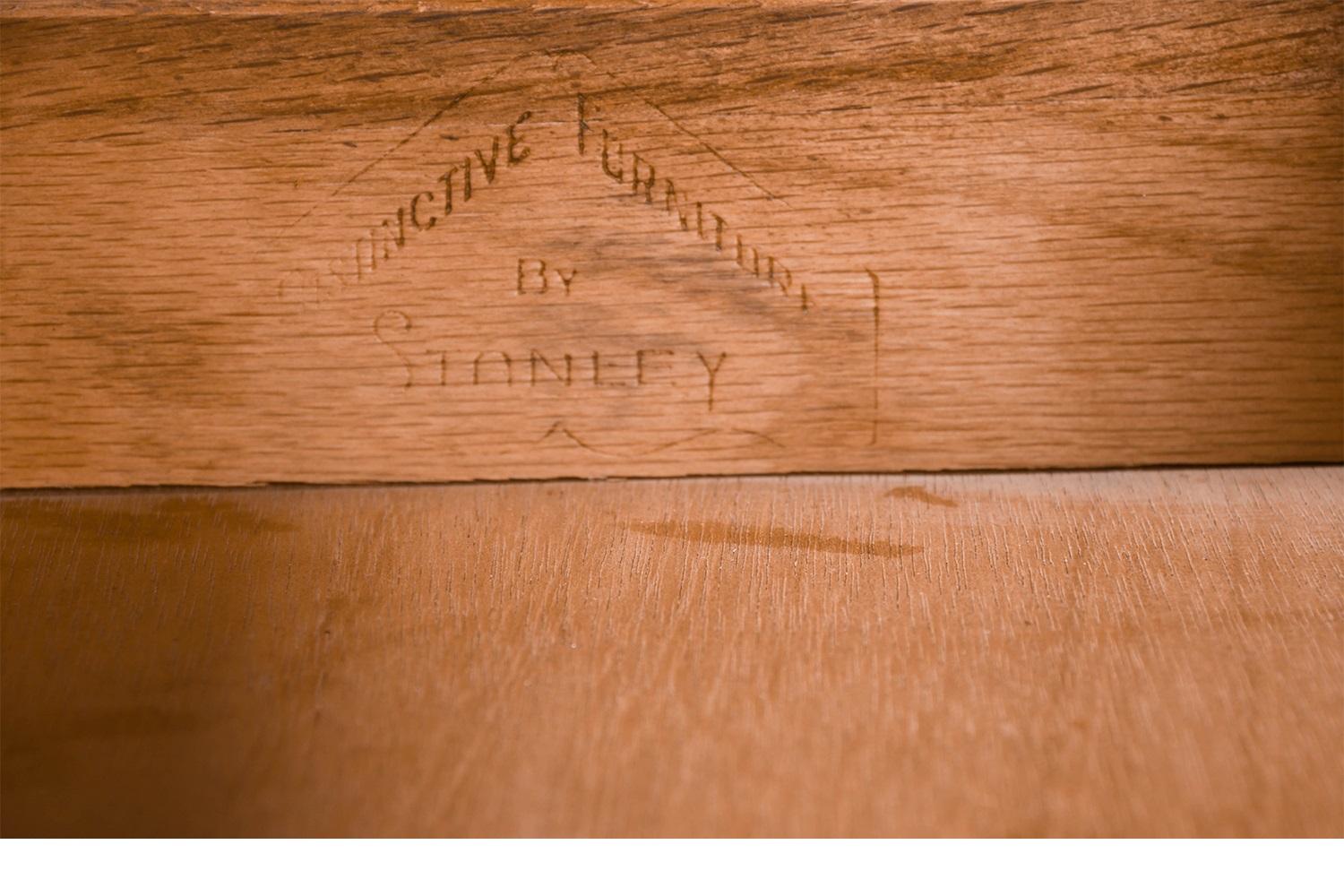 Milieu du XXe siècle Table basse du milieu du siècle avec tiroir Stanley Furniture en vente