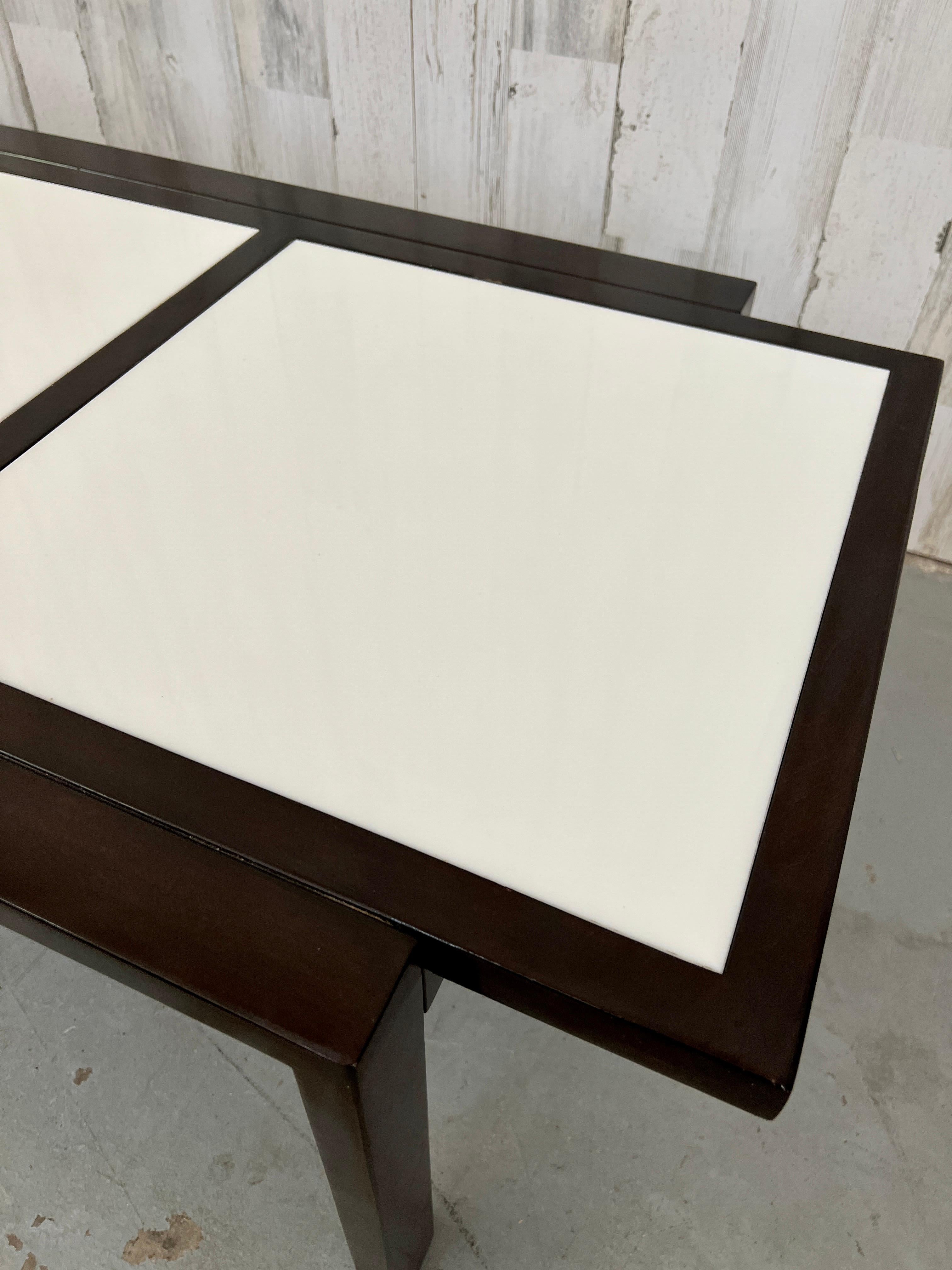 Mid-Century Coffee Table with Vitrolite Panels In Good Condition For Sale In Denton, TX