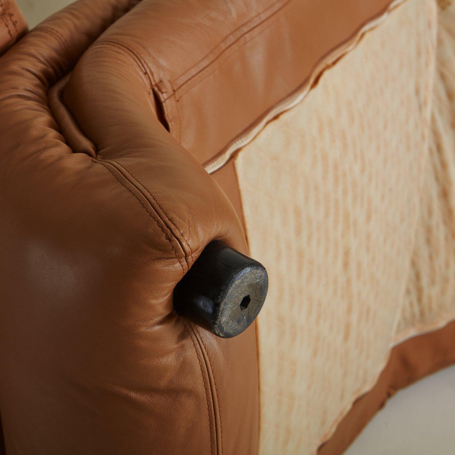 Mid Century Cognac Leather Chaise Lounge Chair, 1960s 8
