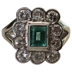 Vintage Mid-Century Colombian Emerald and Diamond Cluster Ring