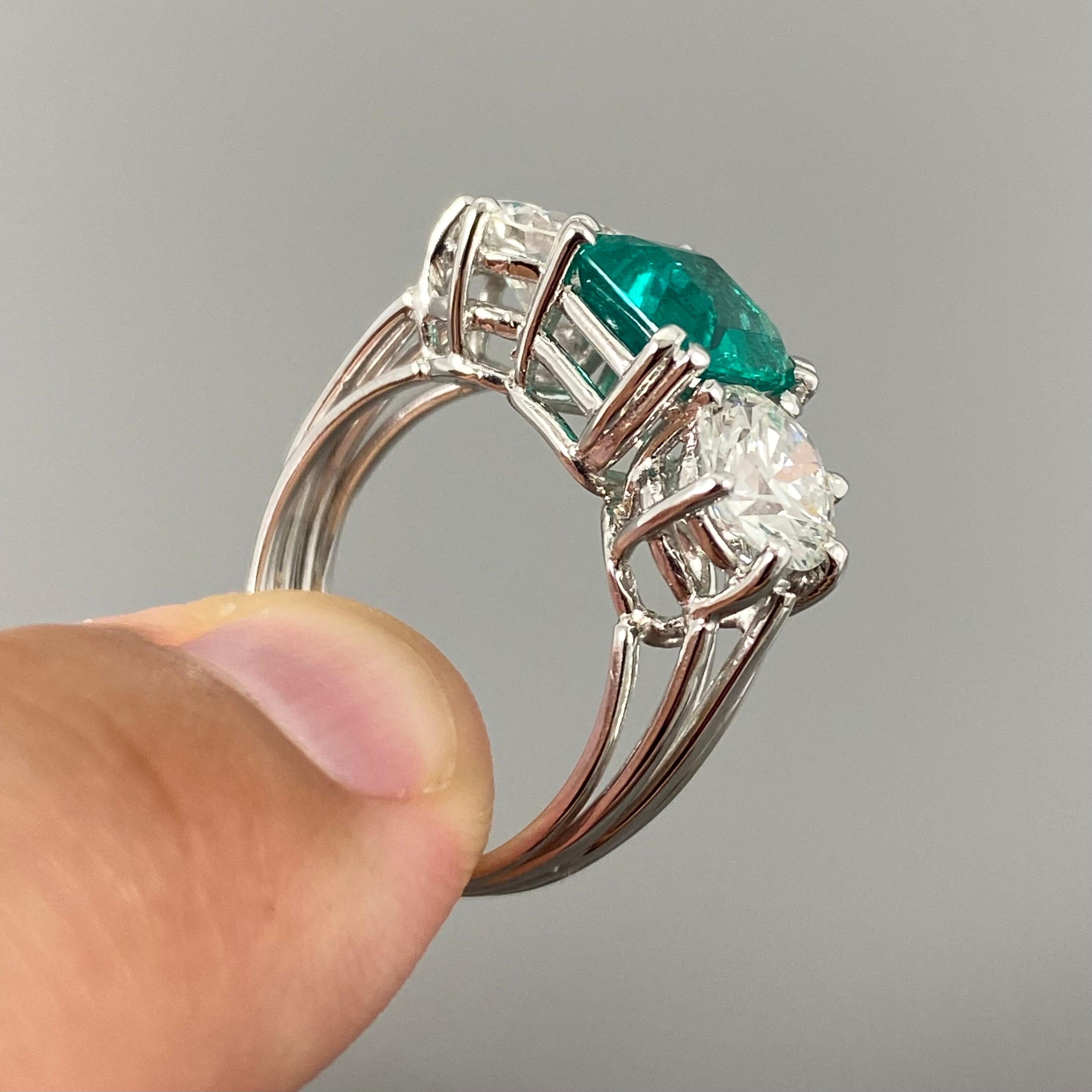 Mid-Century Colombian Emerald Diamond Three Stone Engagement Ring Platinum 1950s 5