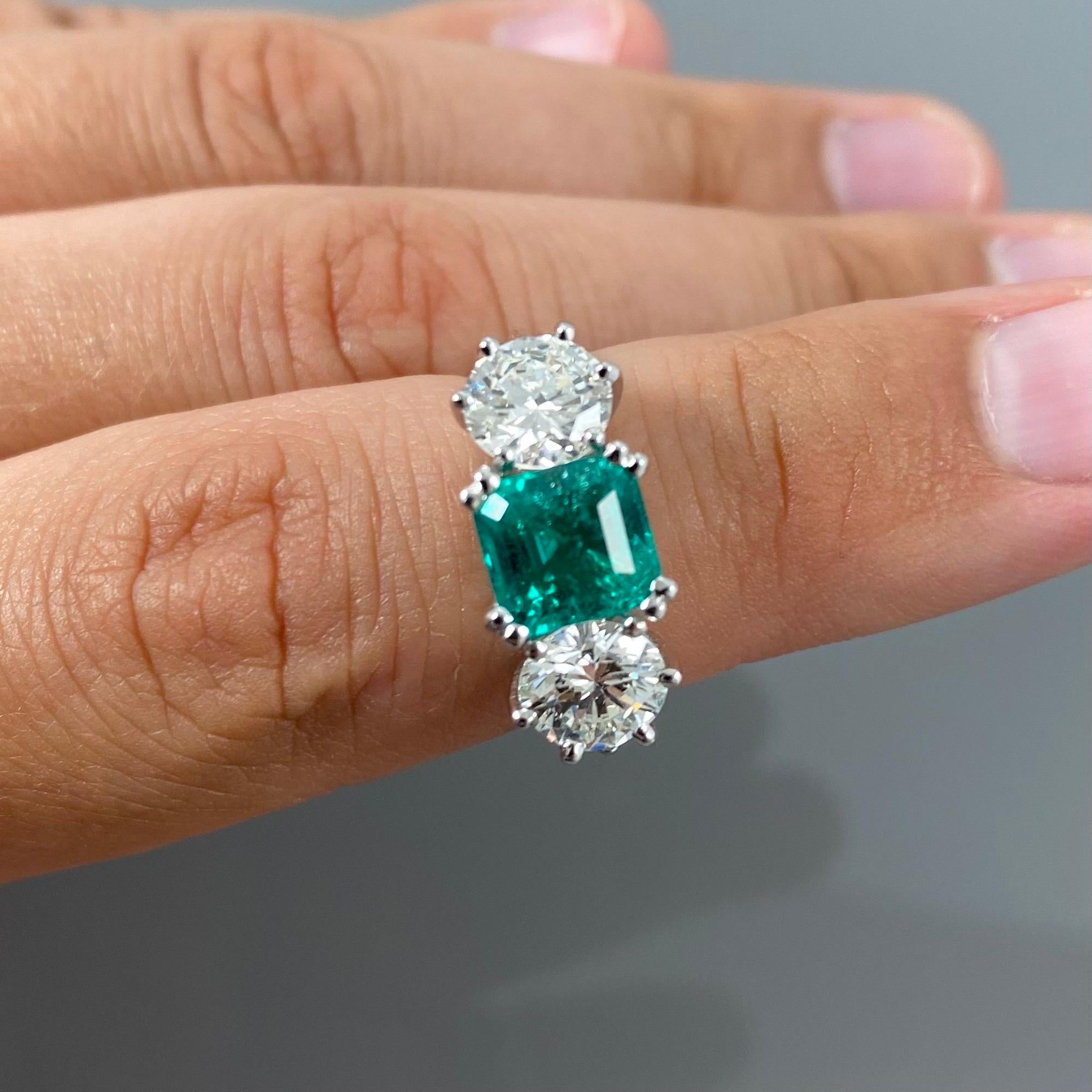 Mid-Century Colombian Emerald Diamond Three Stone Engagement Ring Platinum 1950s 9