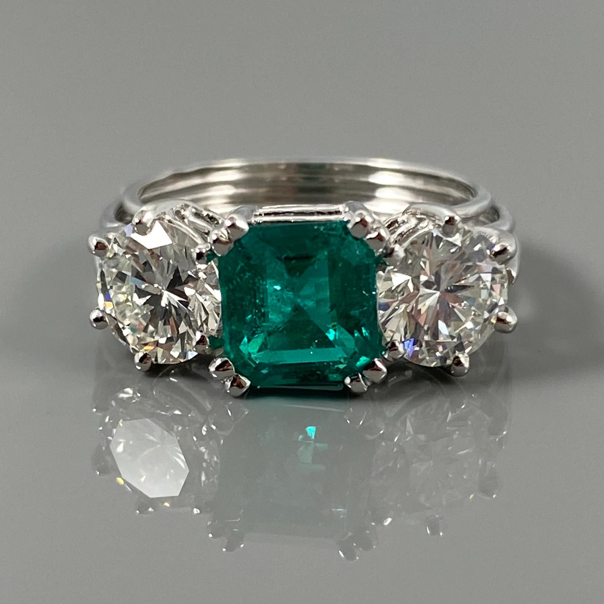 Mid-Century Colombian Emerald Diamond Three Stone Engagement Ring Platinum 1950s 10