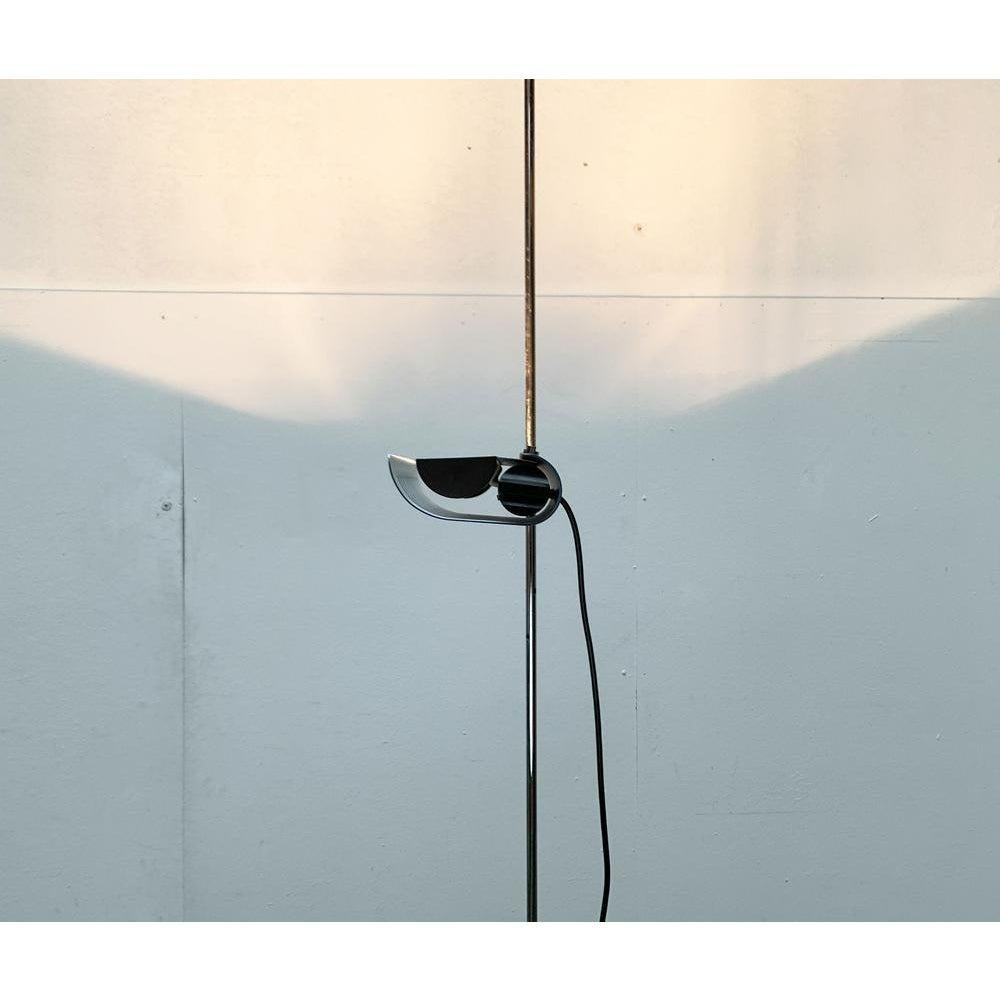 Lampada da terra Colombo 626 di Joe Colombo per Oluce, metà secolo 1970 In condizioni ottime in vendita a Hamburg, DE