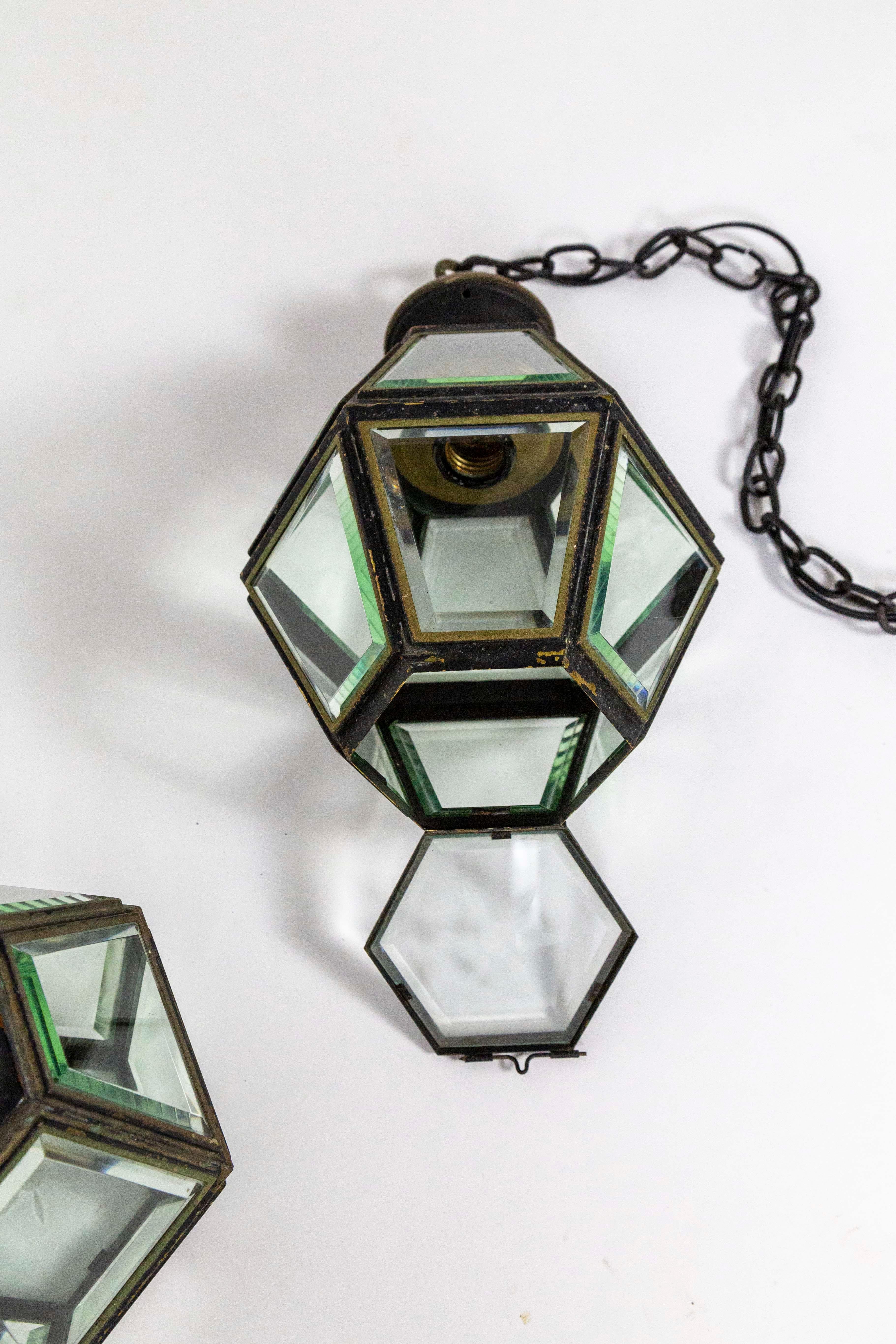 Midcentury Colonial Revival Bevelled Hexagon Lanterns ‘Pair’ 5
