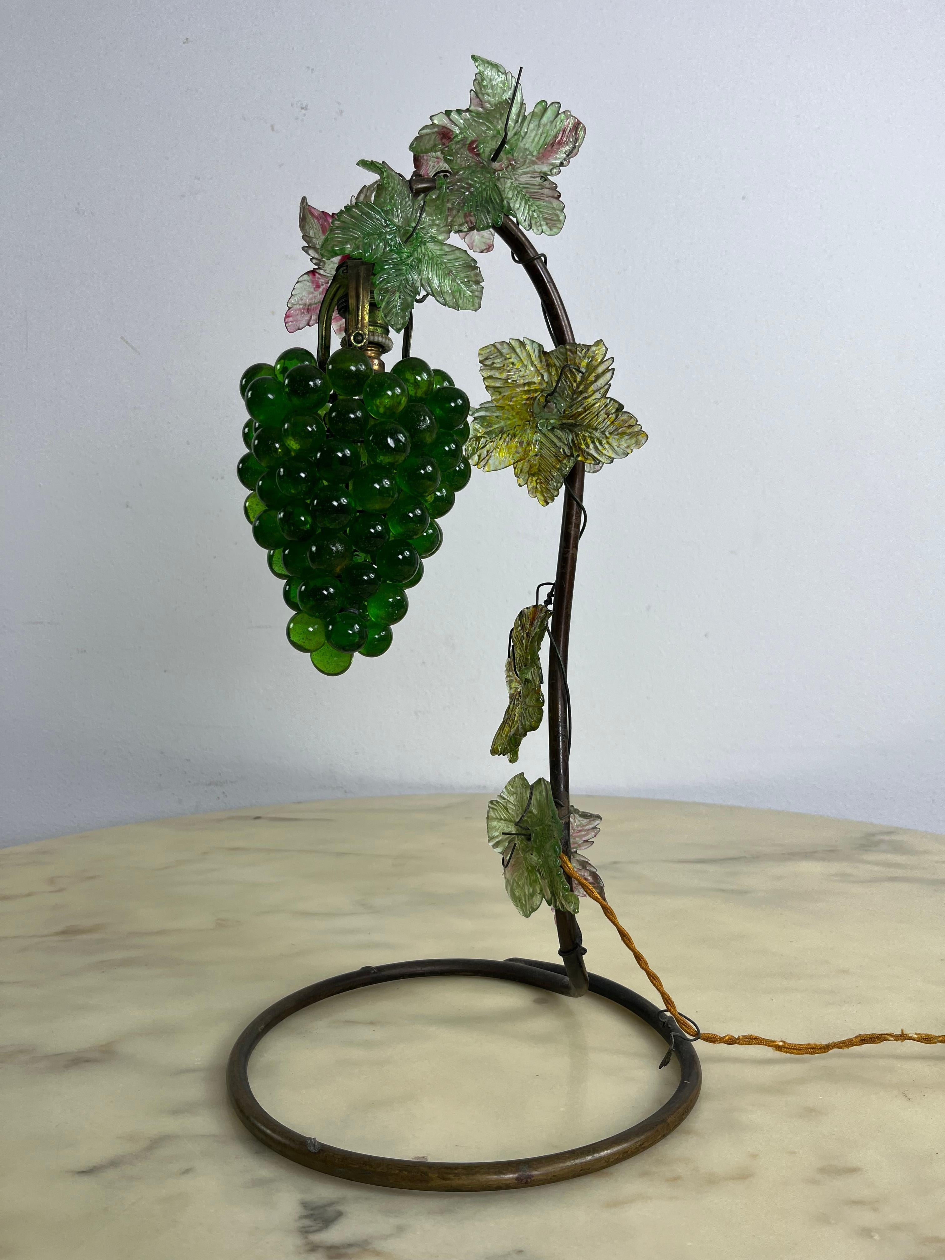Lampe de table en verre coloré de Murano, milieu du siècle dernier, années 1960 en vente 11