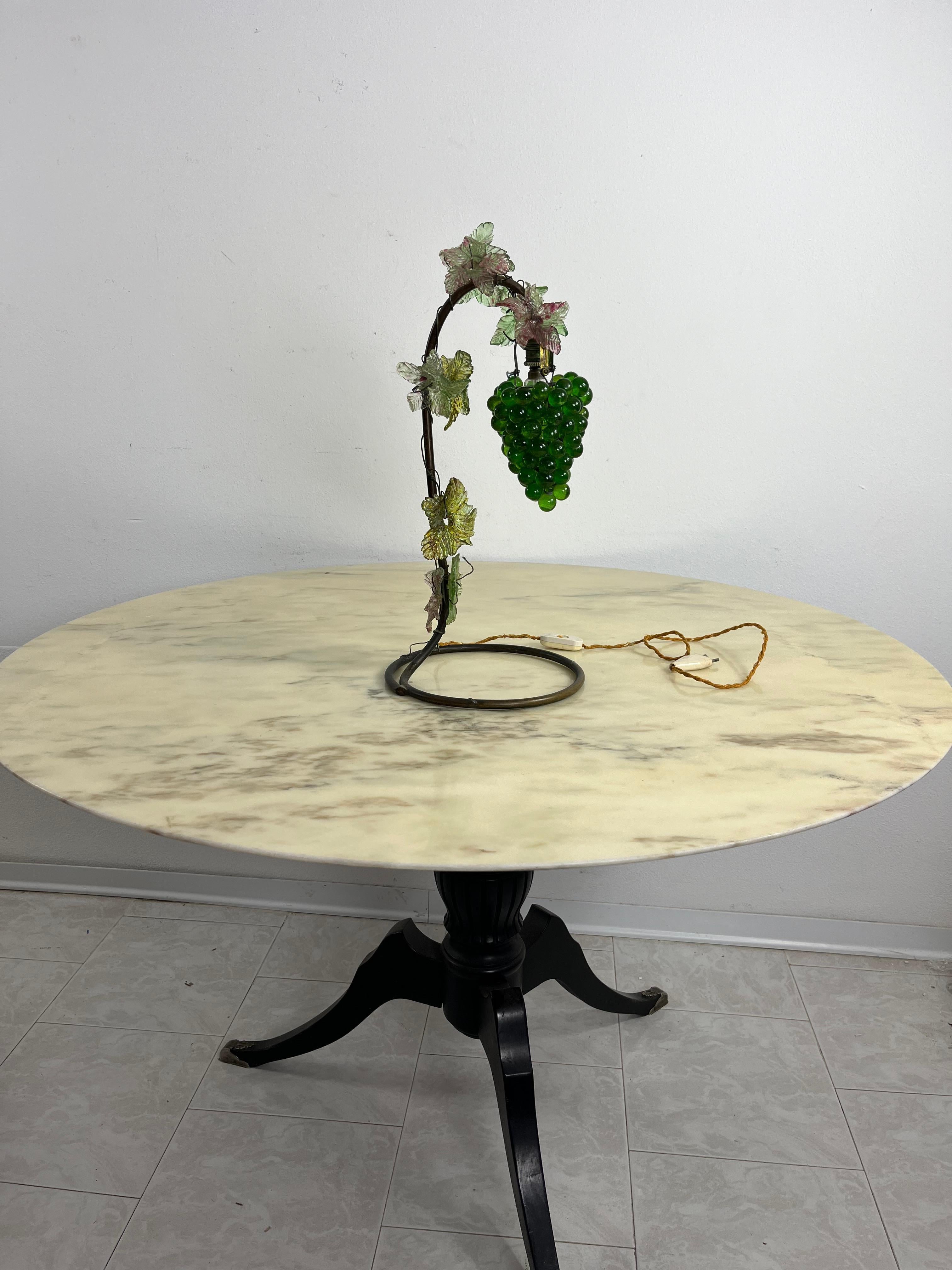 Milieu du XXe siècle Lampe de table en verre coloré de Murano, milieu du siècle dernier, années 1960 en vente