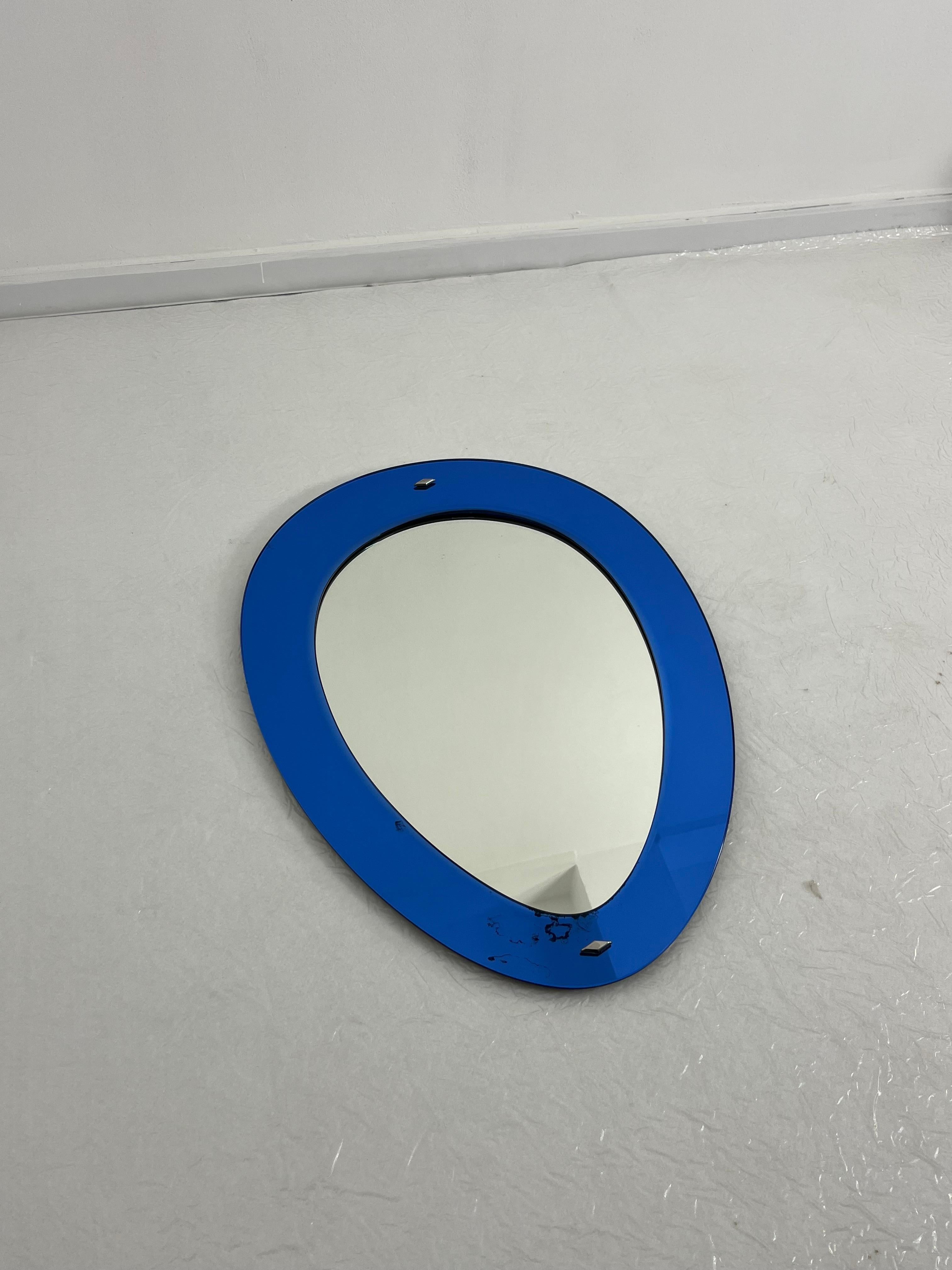 Mid-century Colored Wall Mirror attributed to Cristal Arte, 1960s In Good Condition For Sale In Palermo, IT
