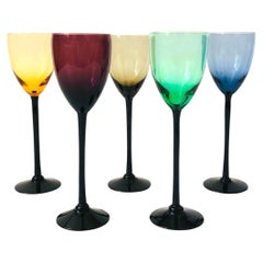 Verres à liqueur à pied noirs colorés du milieu du siècle - Lot de 5