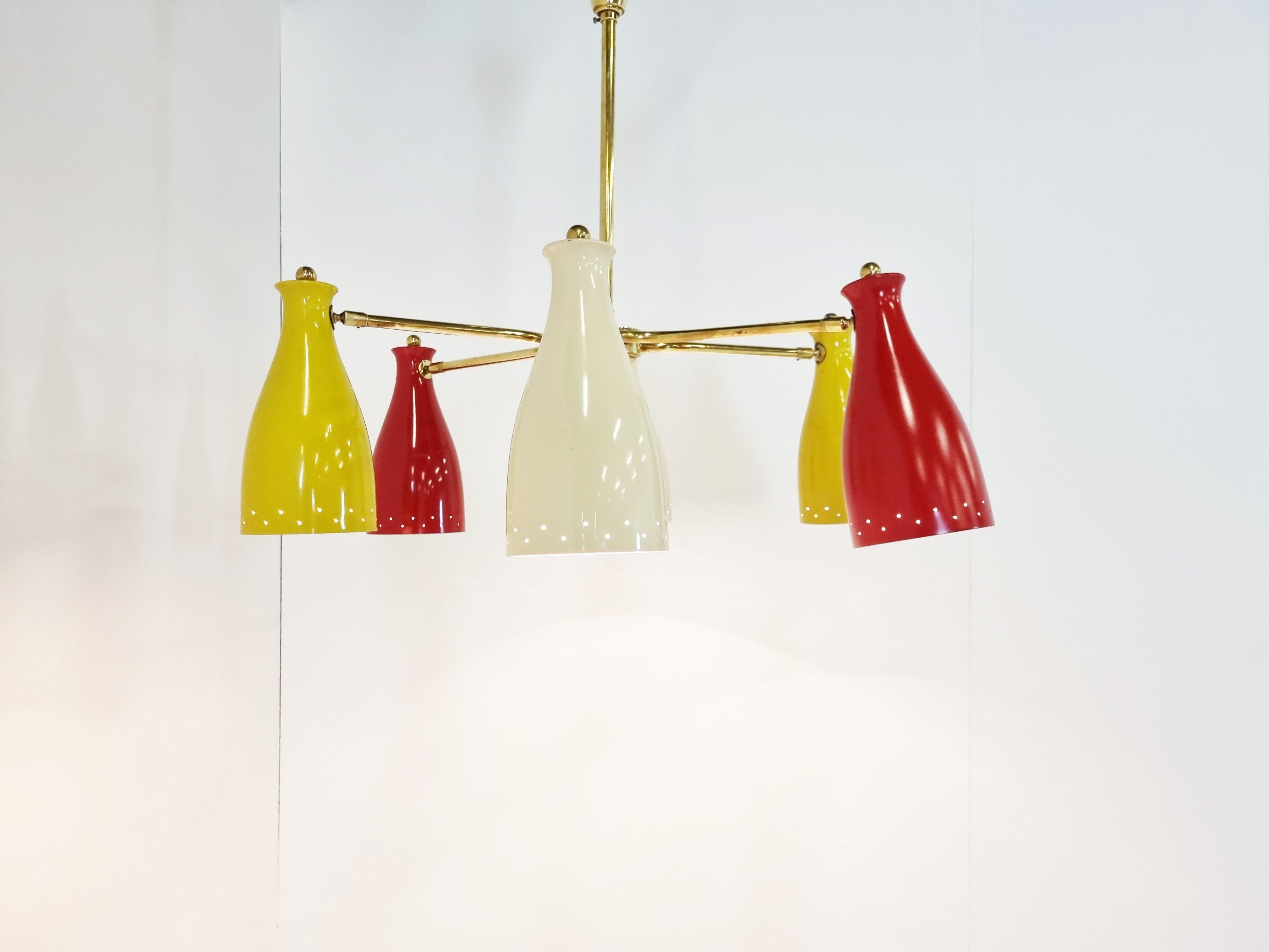 Metà XX secolo Lampadario colorato di metà secolo, anni '50 in vendita