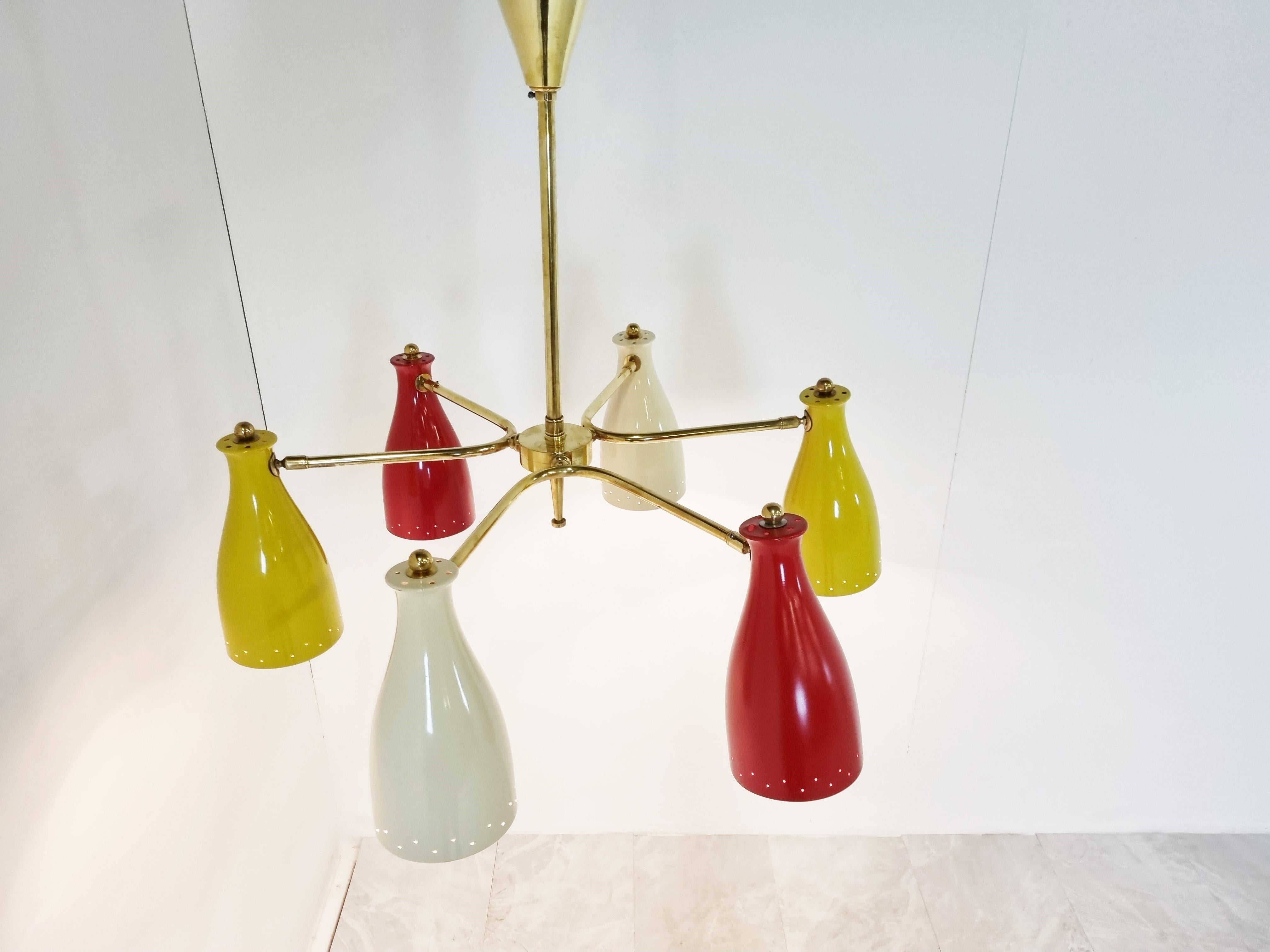Metallo Lampadario colorato di metà secolo, anni '50 in vendita