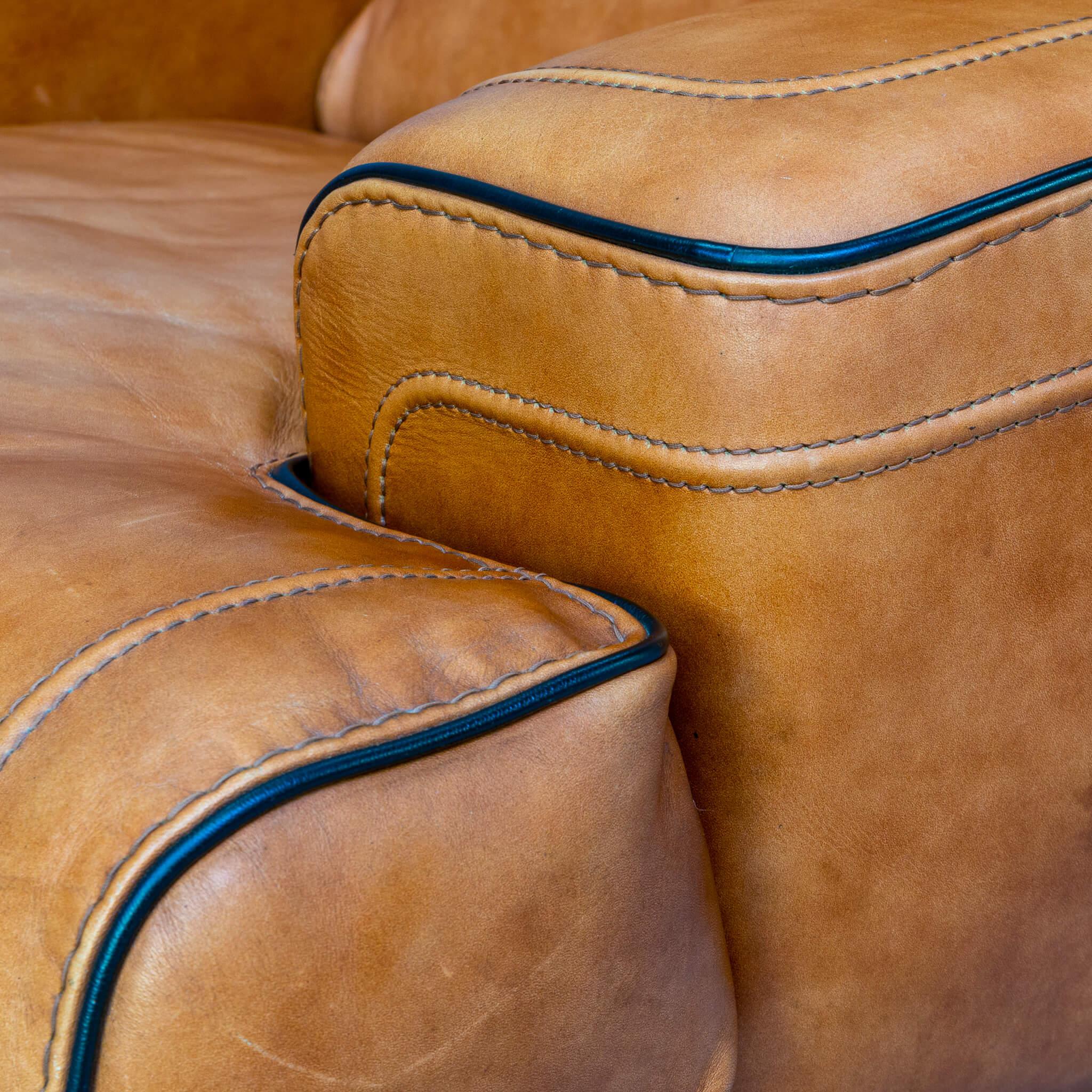 Cuir Ensemble de fauteuils de salon du milieu du siècle Attr Roche Bobois/2