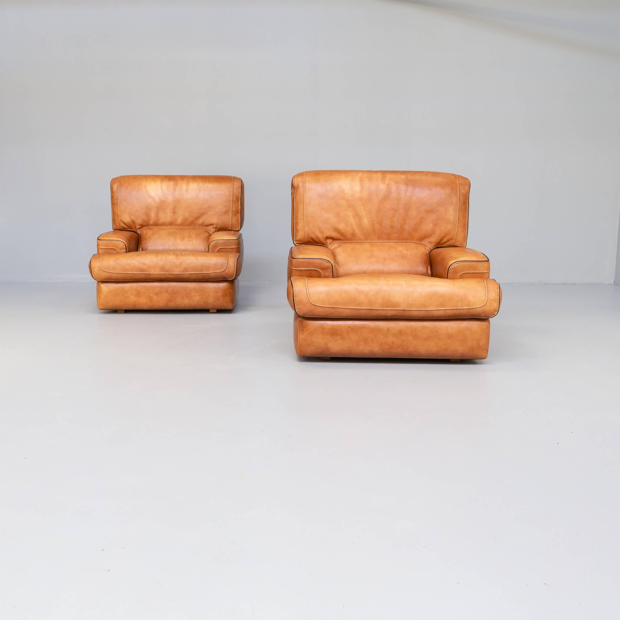 Mid-Century Comfort Lounge Fauteuil Attr Roche Bobois Set/2 In Good Condition In Amstelveen, Noord