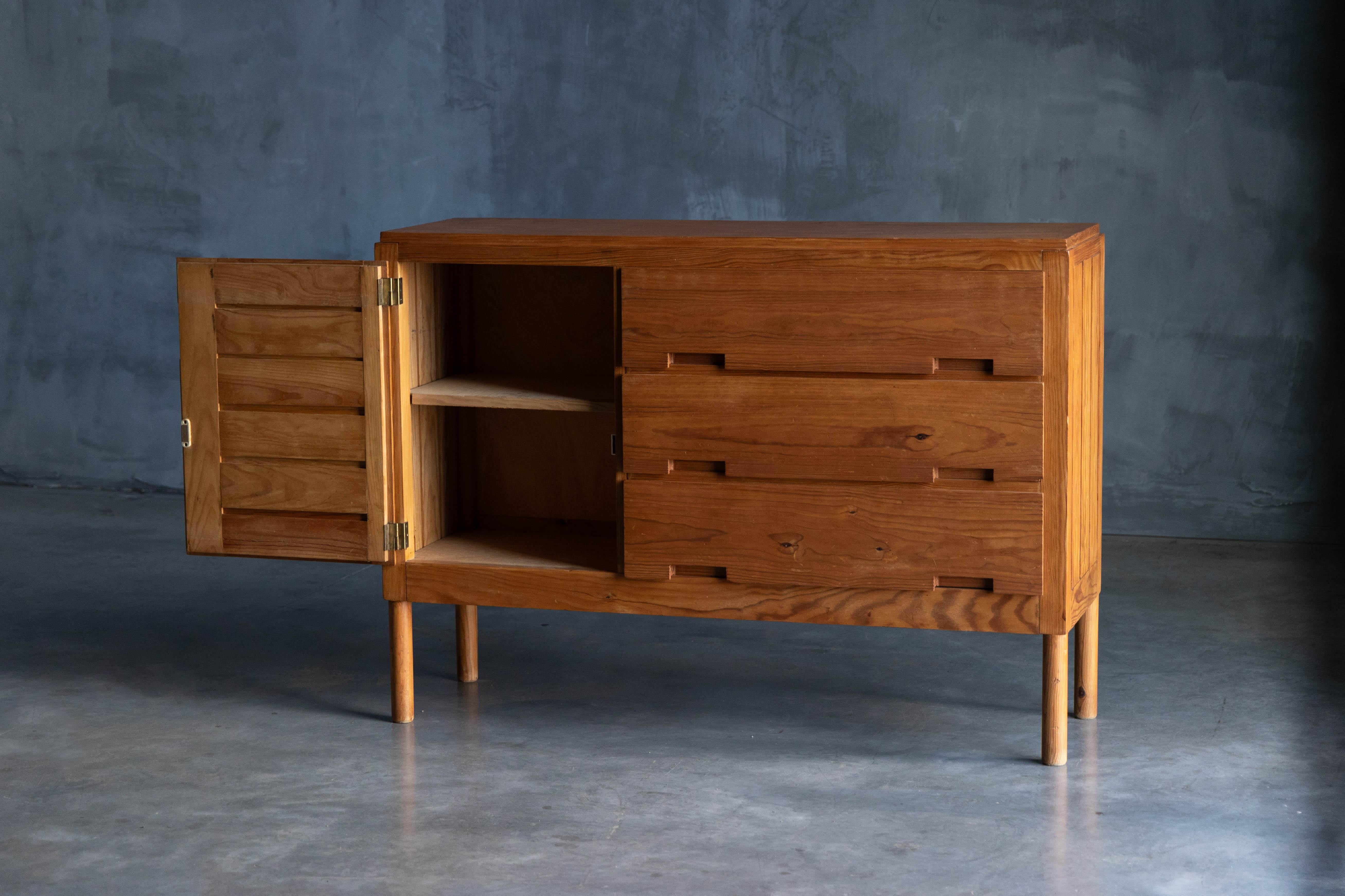 Mid-Century Kommode von Pierre Gautier-Delaye, Frankreich, 1960er Jahre im Angebot 3