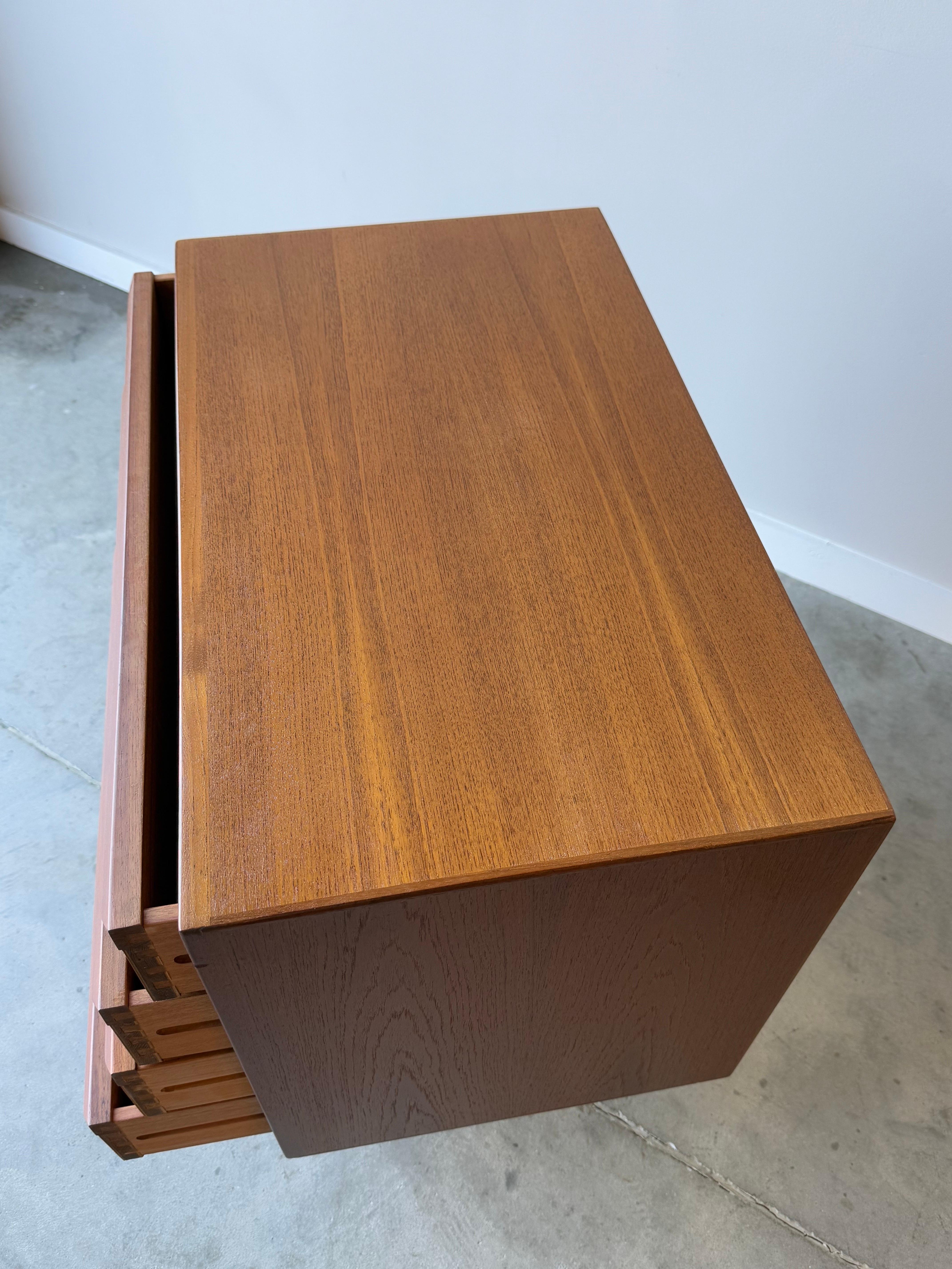 Wood Mid-Century Compact Four Drawer Dresser
