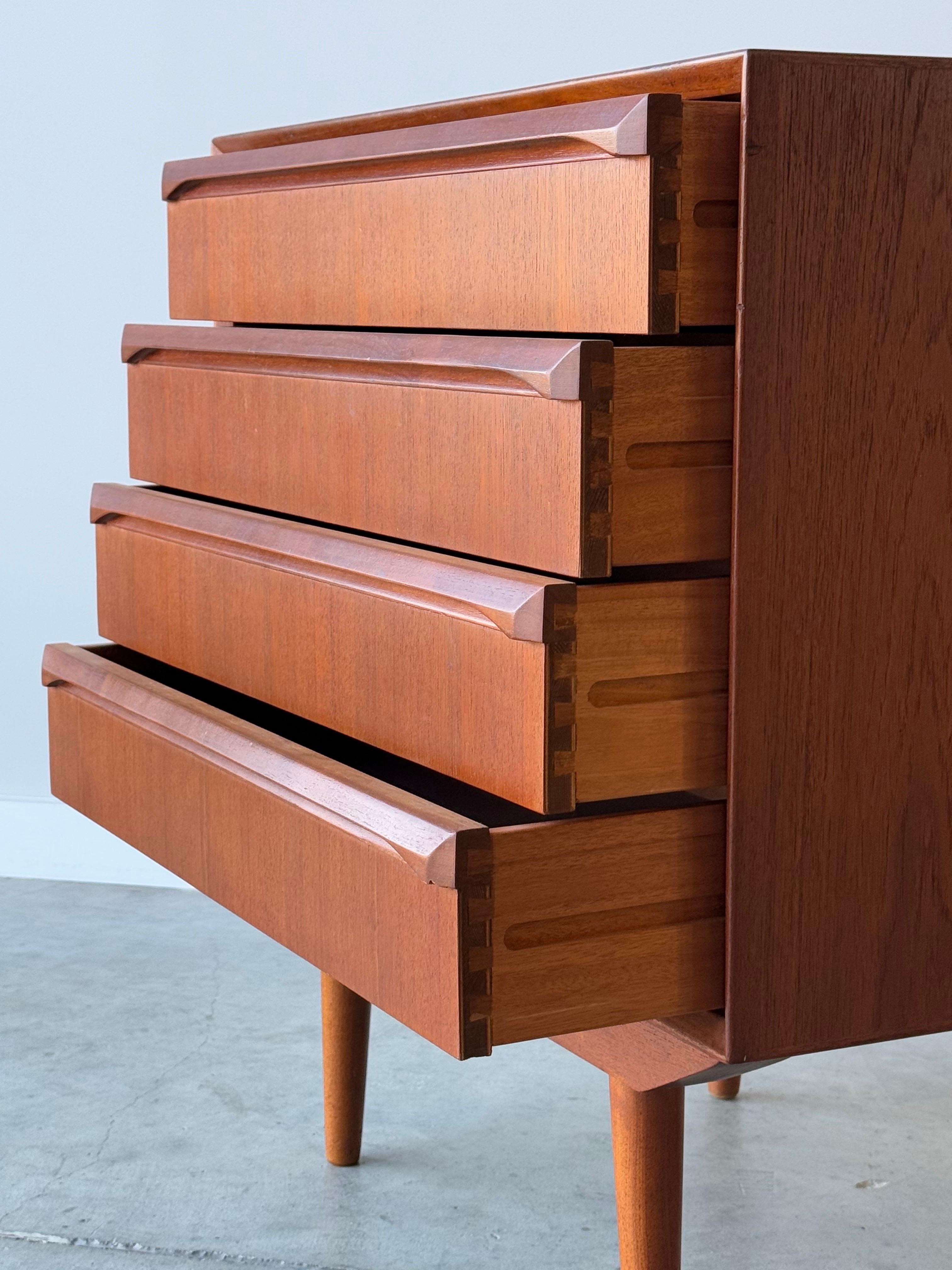 Mid-Century Compact Four Drawer Dresser 1