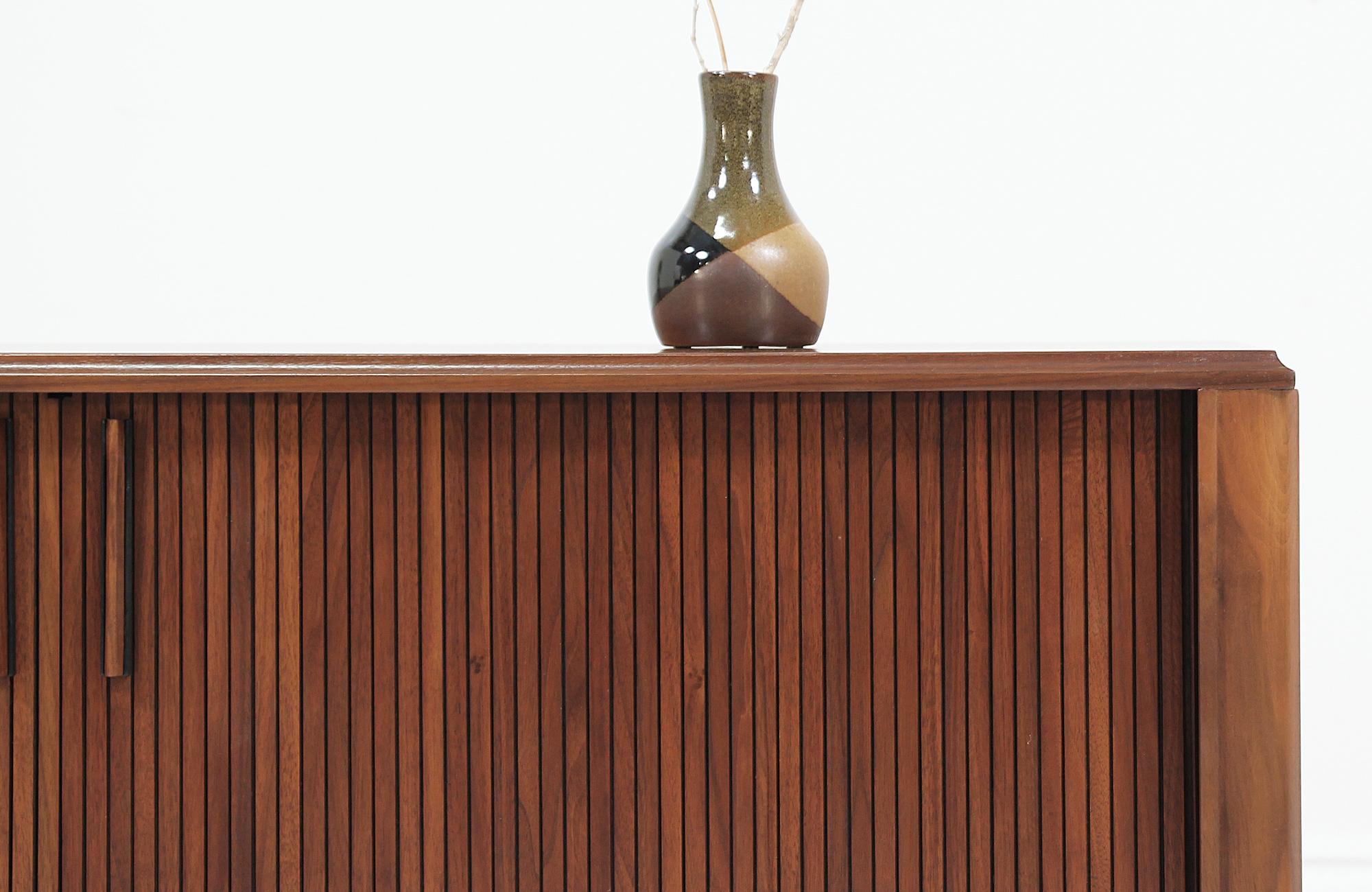 Mid-century Compact Tambour-Door Credenza by Barzilay In Excellent Condition In Los Angeles, CA
