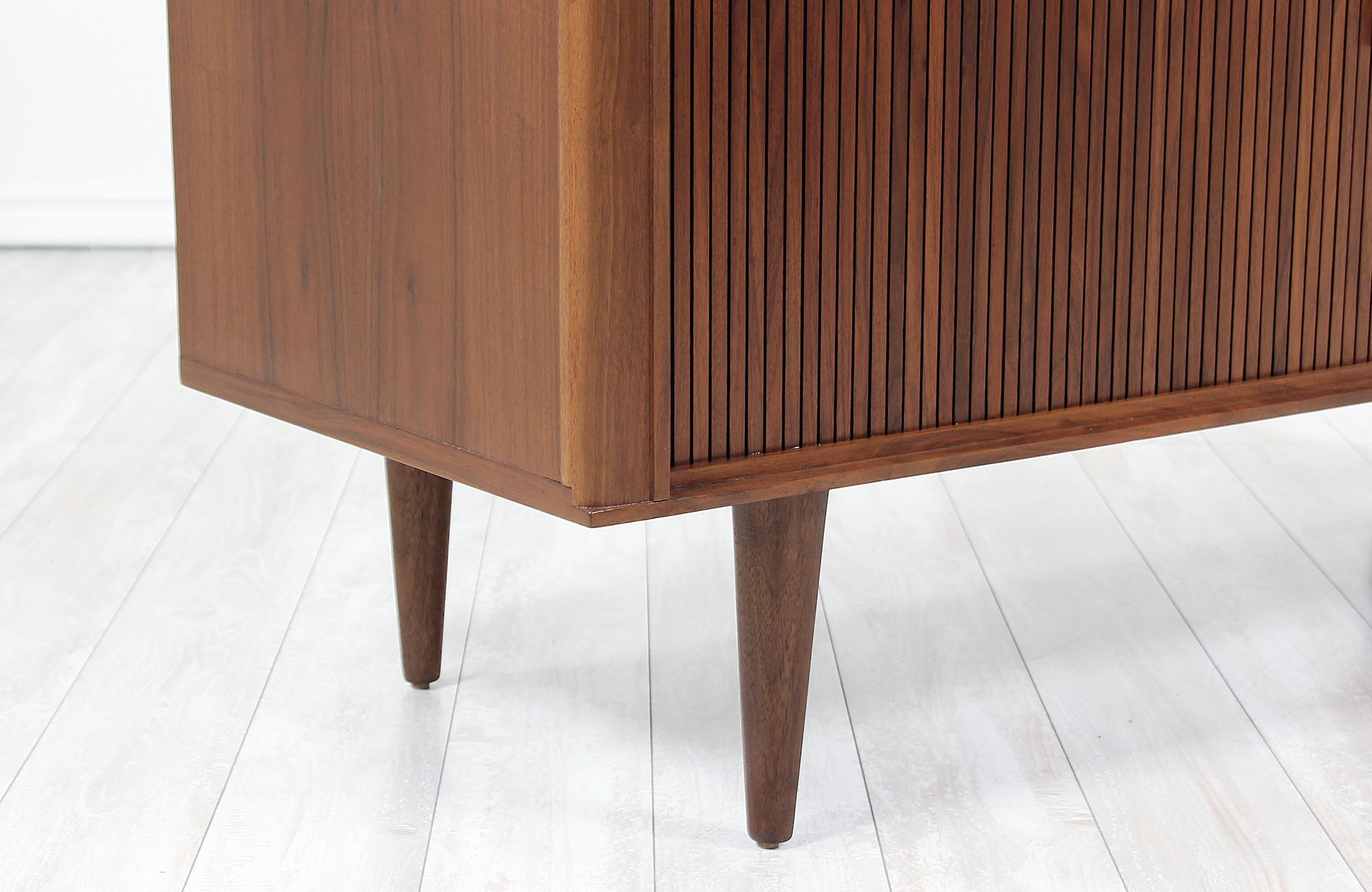 Mid-century Compact Tambour-Door Credenza by Barzilay 1