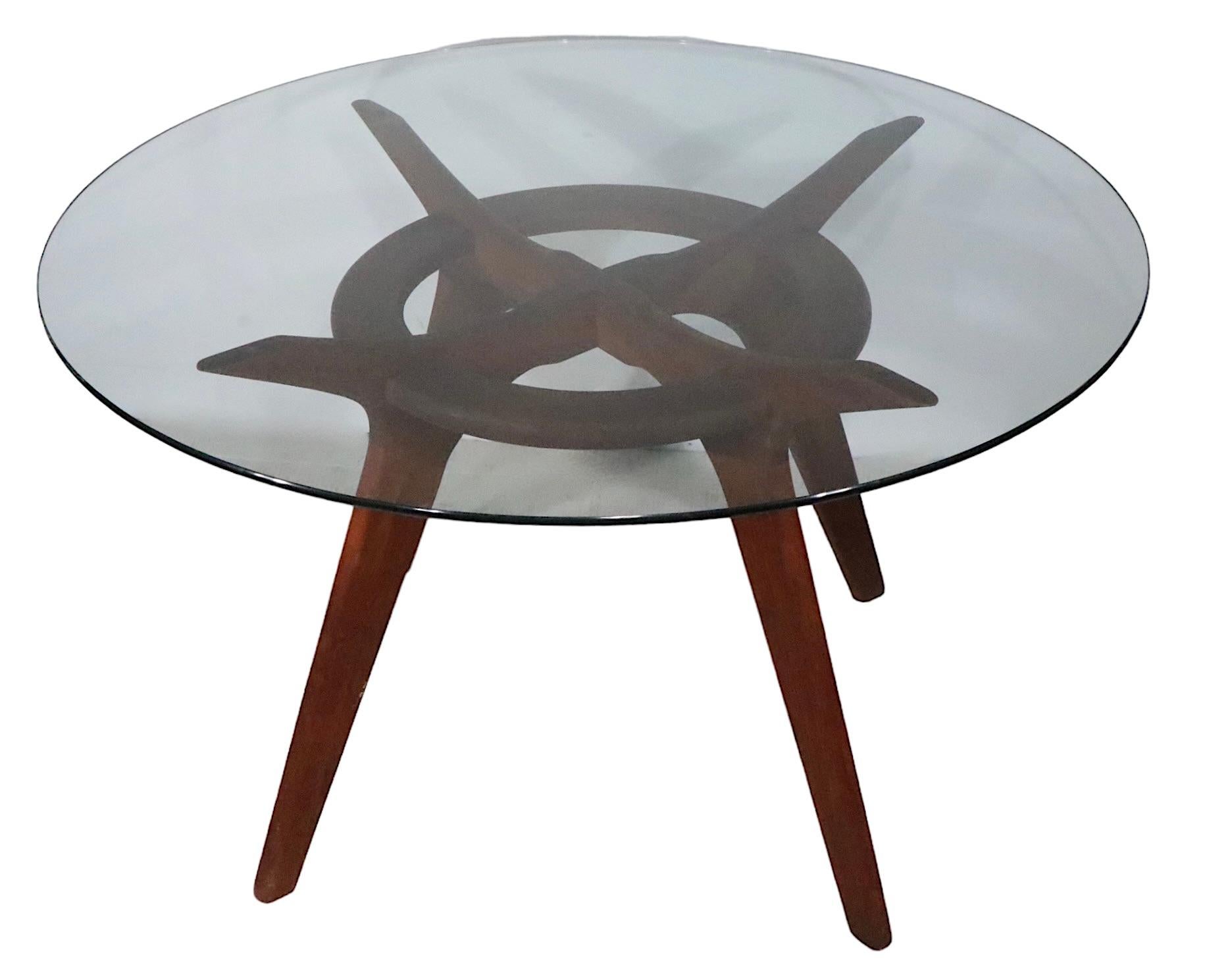 Mid Century Compass Dining Table by Pearsall for Craft Associates In Good Condition In New York, NY