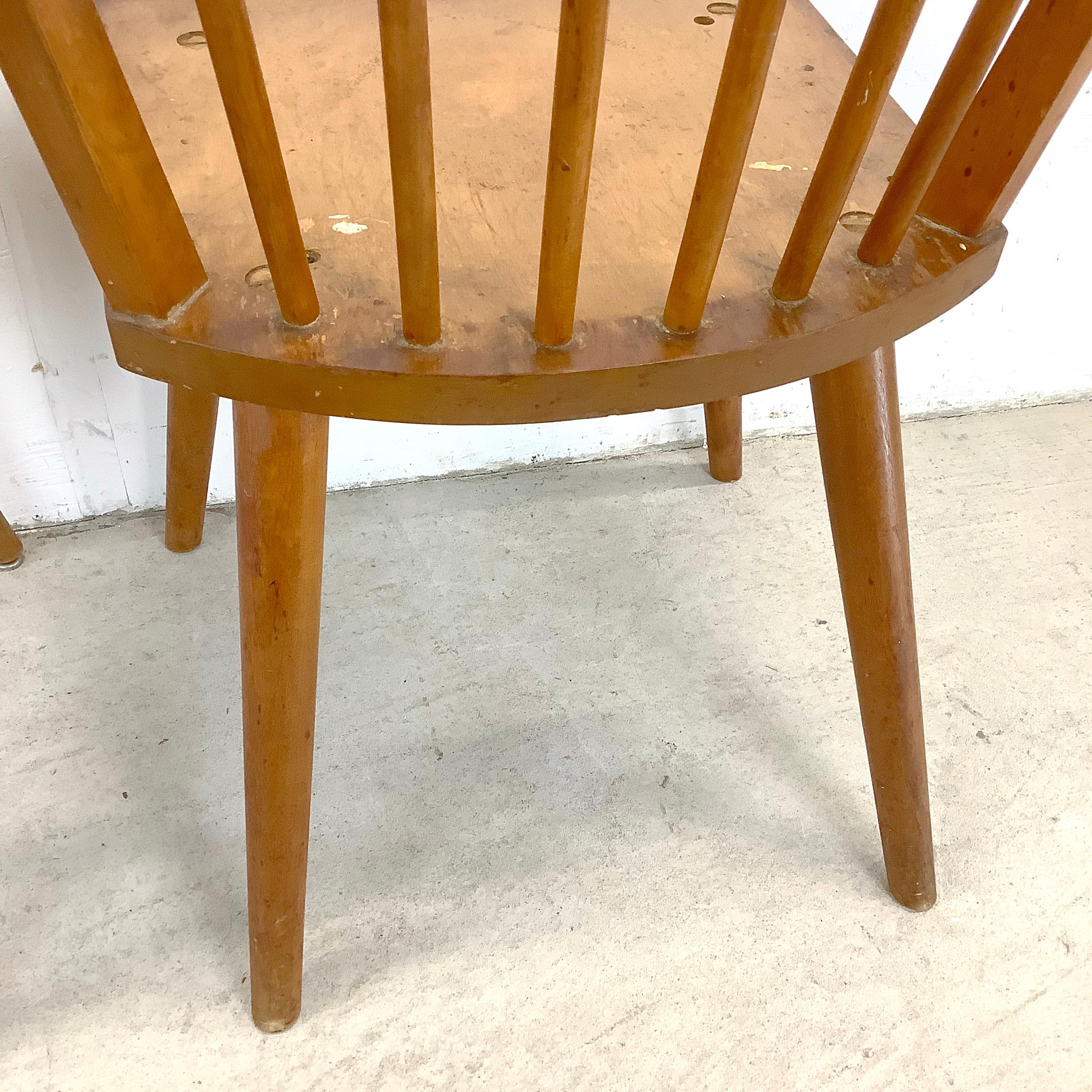 Chaises de salle à manger Conant Ball du milieu du siècle - ensemble de quatre en vente 11